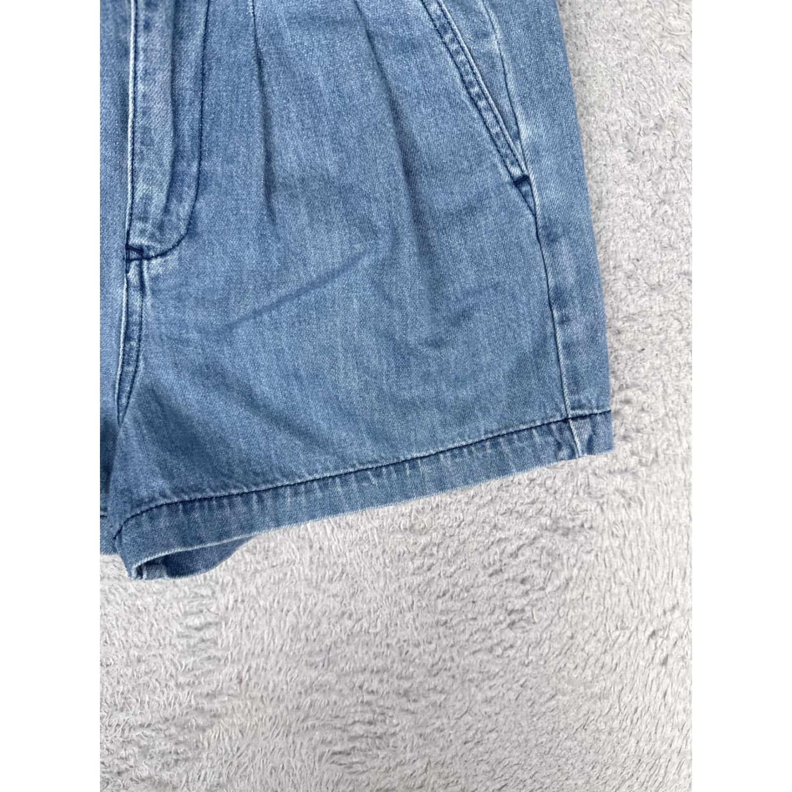 Volcom Volcom Denim Shorts Womens XS Blue High Rise Paperbag Pleated Elastic Waist 3" Summer Beach Casual Womens XS Blue Denim Paperbag Shorts Volcom Size 26" / US 2 / IT 38 - 2 Thumbnail