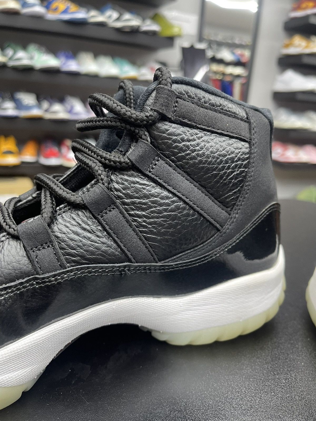 Jordan Brand Size 11 - Jordan 11 Retro High 72-10 Great Condition! Size US 11 / EU 44 - 6 Thumbnail