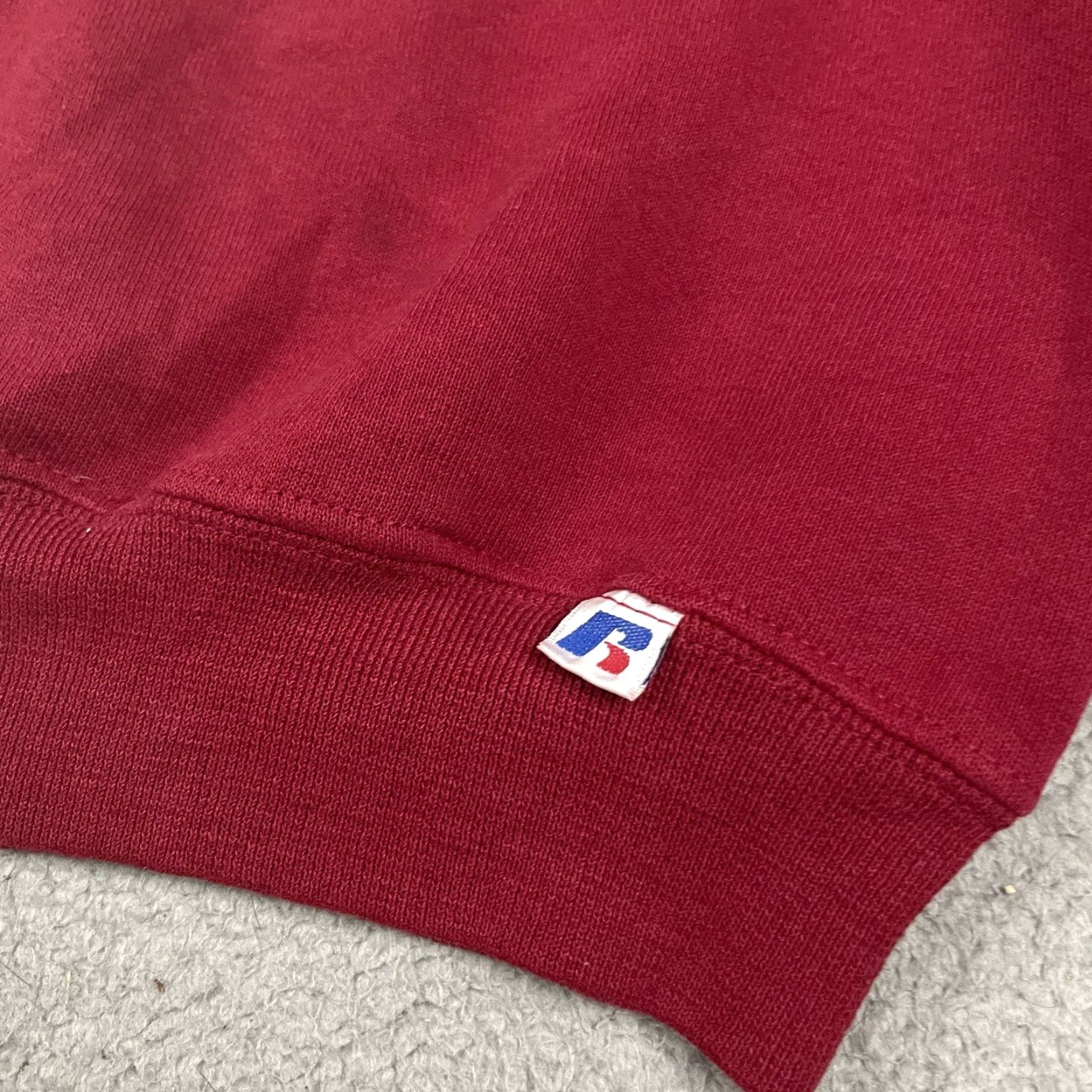 Russell Athletic VINTAGE Russell Athletic Sweatshirt Adult L Red Crewneck Fleece VTG Pullover Logo Mens Size US L / EU 52-54 / 3 - 3 Thumbnail