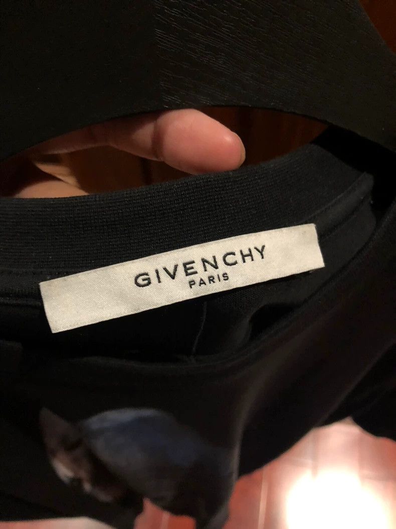 Givenchy Givenchy Shark Fin Slim Fit Size L Size US L / EU 52-54 / 3 - 2 Thumbnail