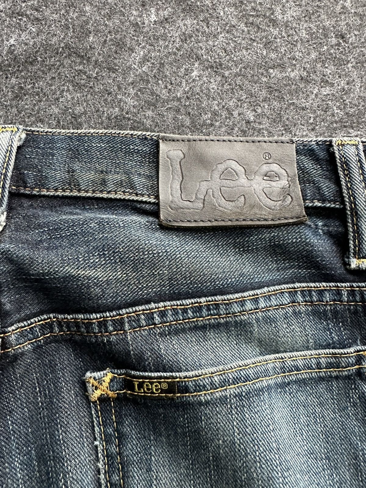 Lee Lee Riders Stone Washed Vintage Denim 29x32 D413 Size US 29 - 7 Thumbnail