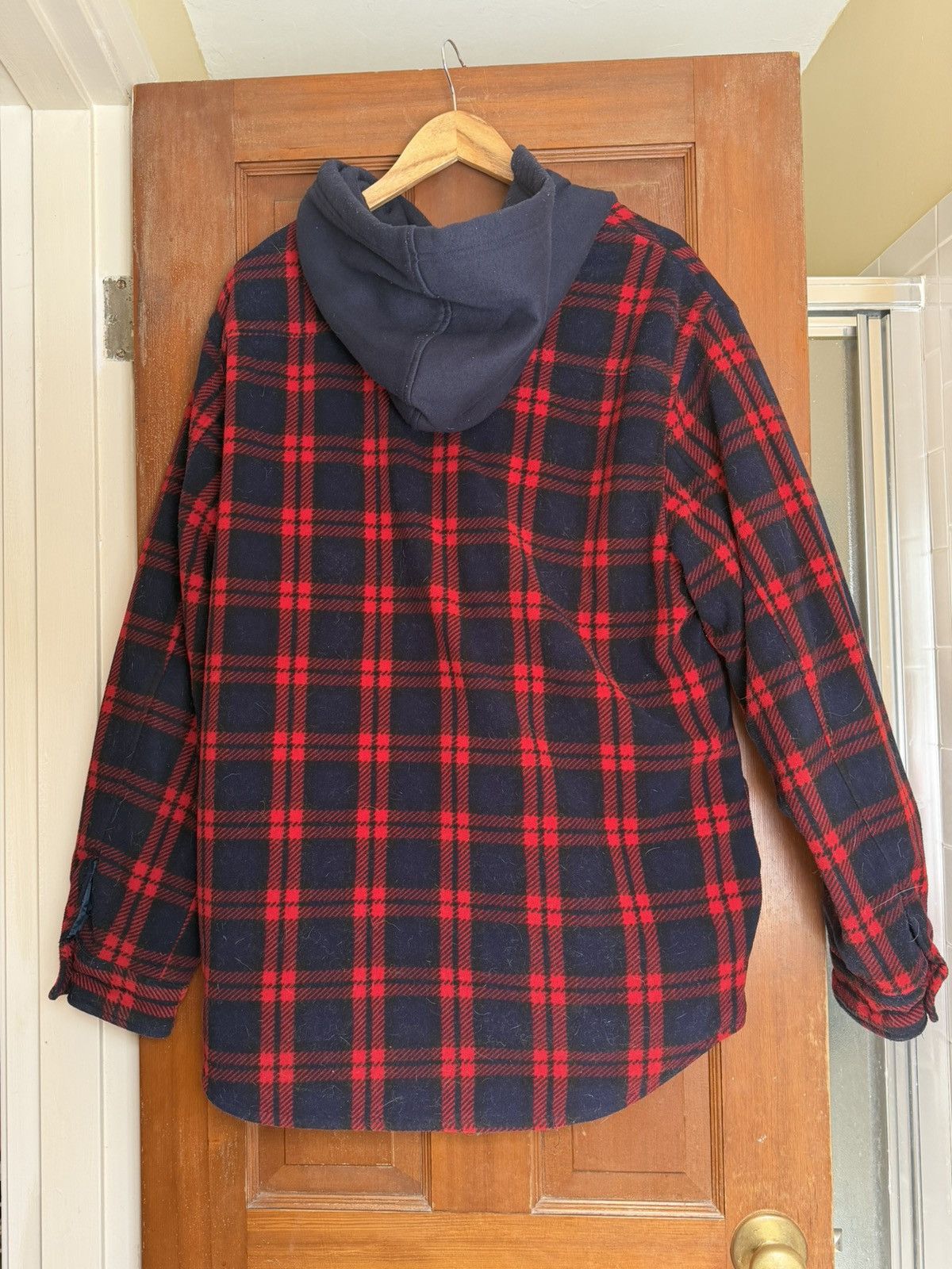 Supreme Supreme Hooded Plaid Workshirt Fleece Red/Navy Size US XL / EU 56 / 4 - 2 Thumbnail
