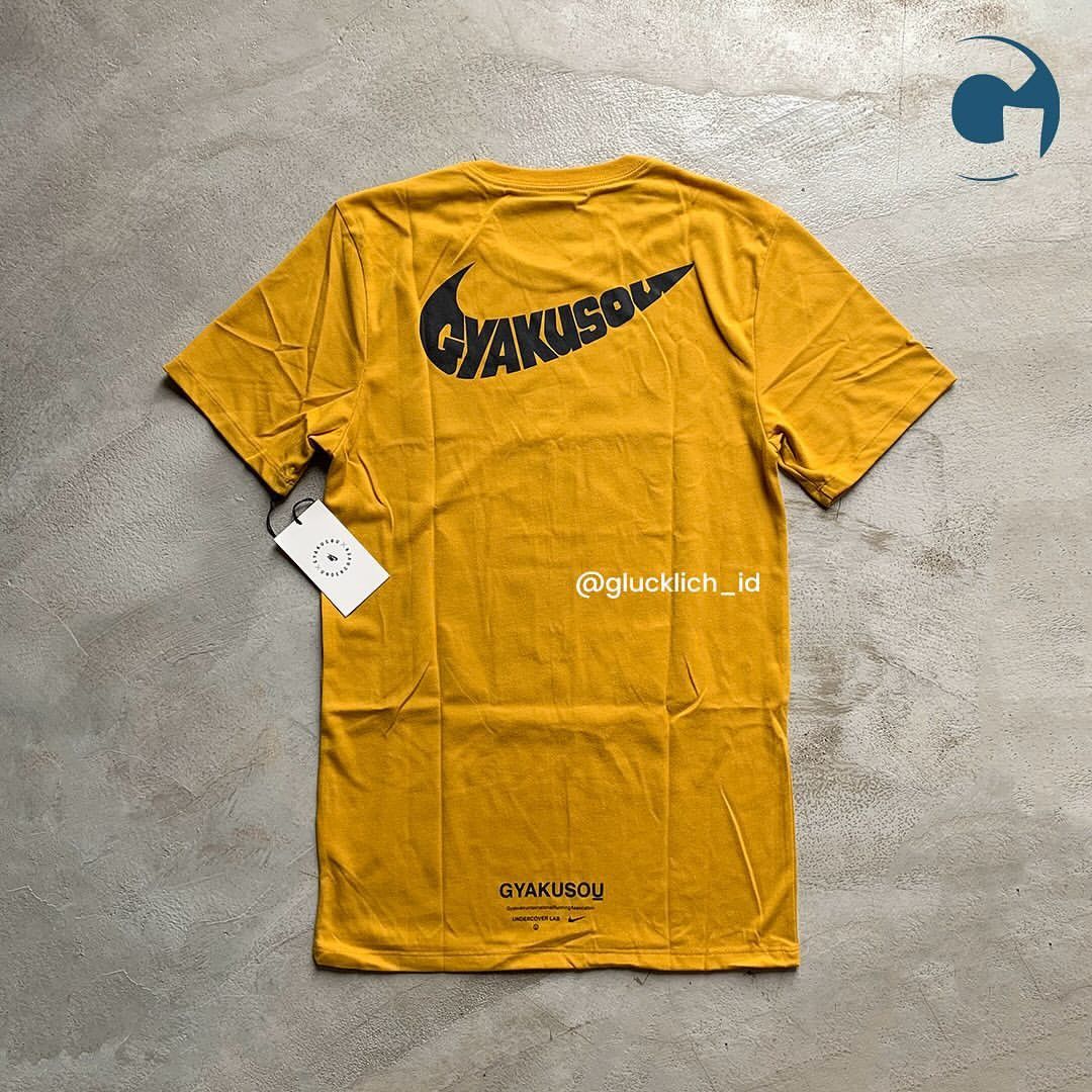 Gyakusou × Nike Nike, X Gyakusou “GIRA” Running Tee in Mineral Yellow Size US XS / EU 42 / 0 - 4 Thumbnail