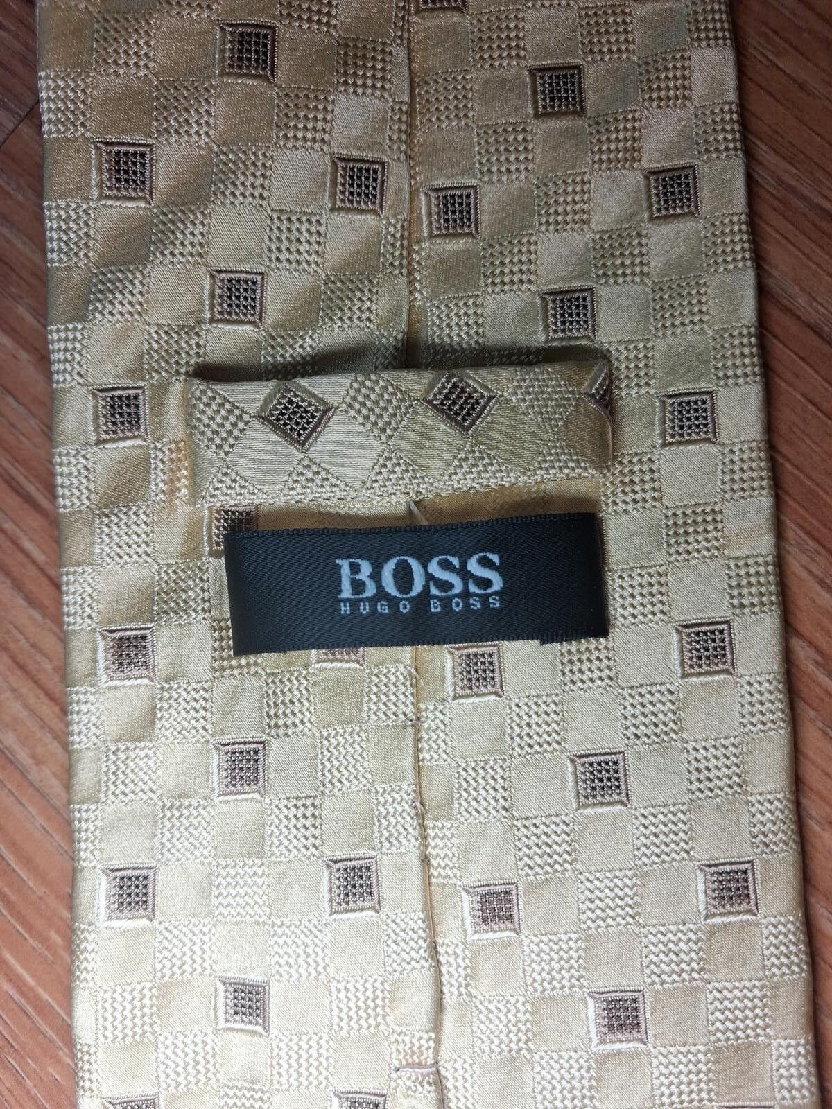 Hugo Boss Hugo Boss Silk Tie Yellow Geometric Wide Made in Italy Size ONE SIZE - 2 Thumbnail
