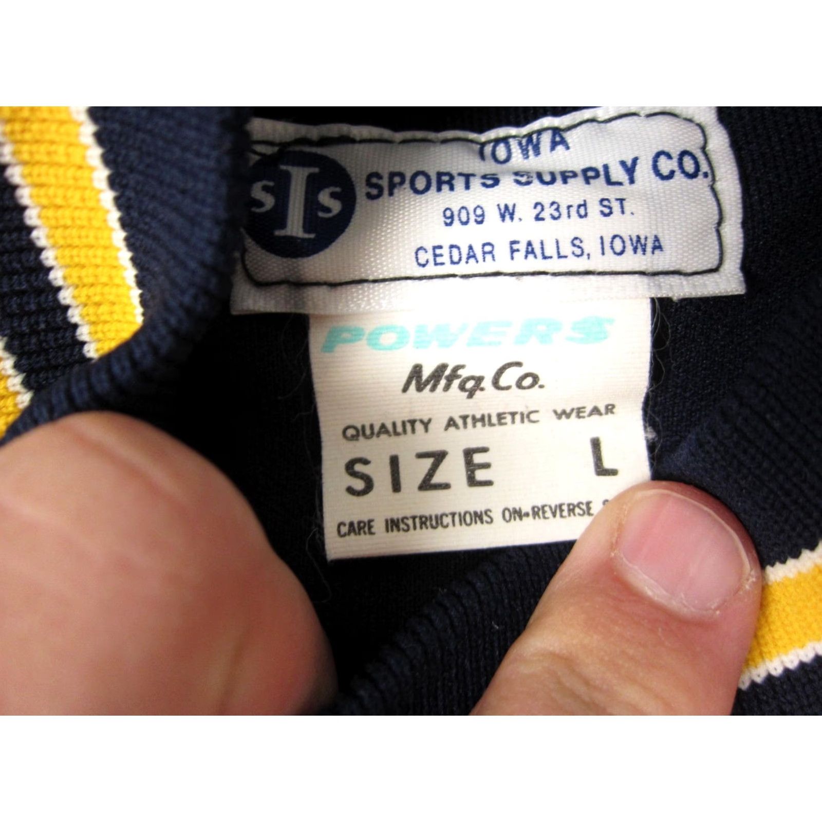 Vintage VINTAGE Iowa Sports Supply Belle Plaine Sweatshirt Womens L Blue Yellow 90s 70s 80s Made in USA Size L / US 10 / IT 46 - 5 Thumbnail