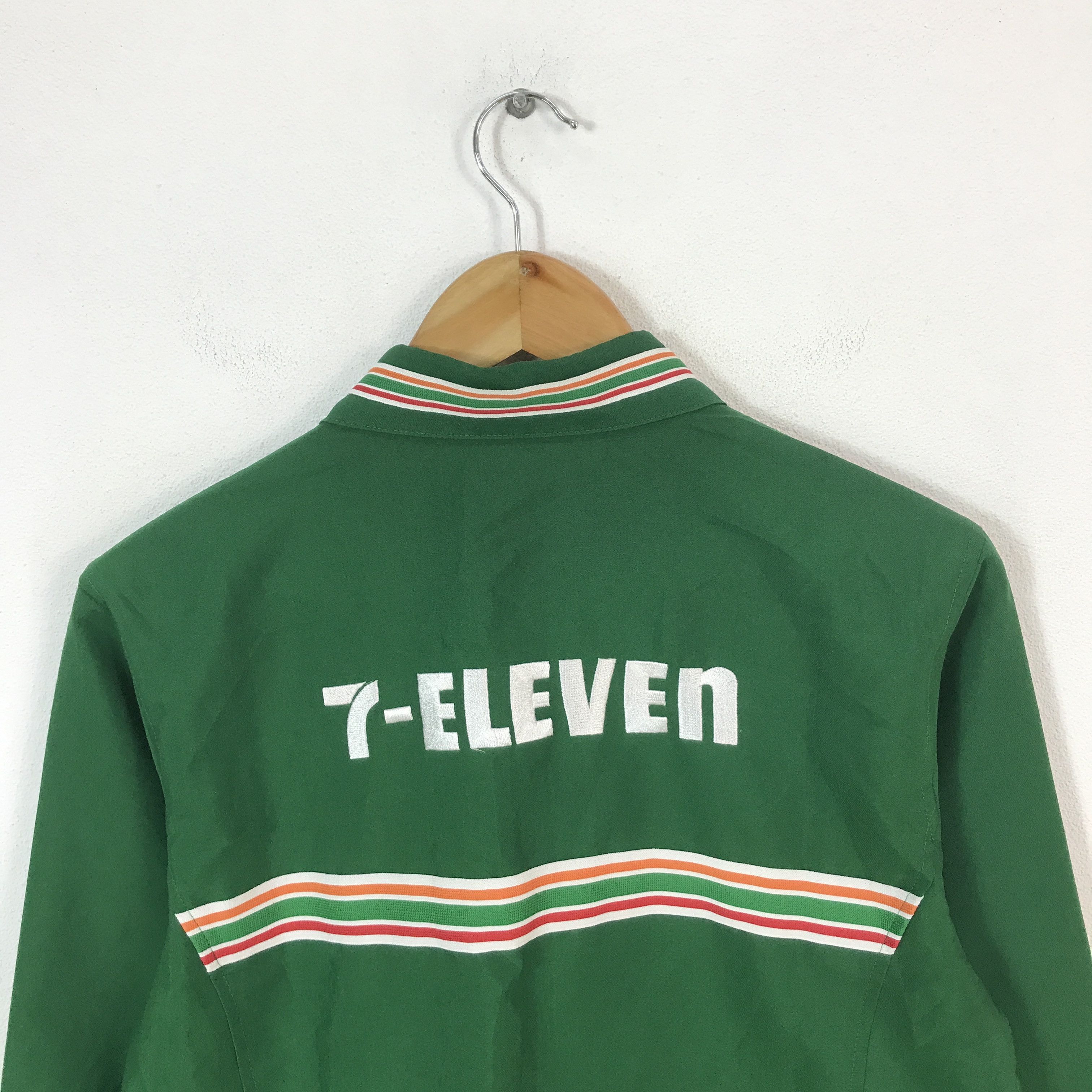 Japanese Brand Vintage 7 eleven uniform Japan shirt jacket Size US L / EU 52-54 / 3 - 4 Thumbnail