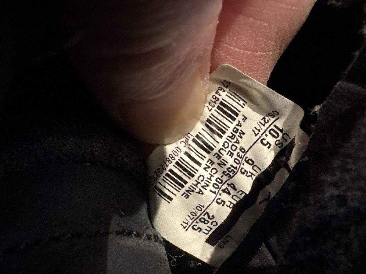 Jordan Brand × Kaws Jordan 4 Retro Kaws Black Clean OG Size 10.5 Size US 10.5 / EU 43-44 - 6 Thumbnail
