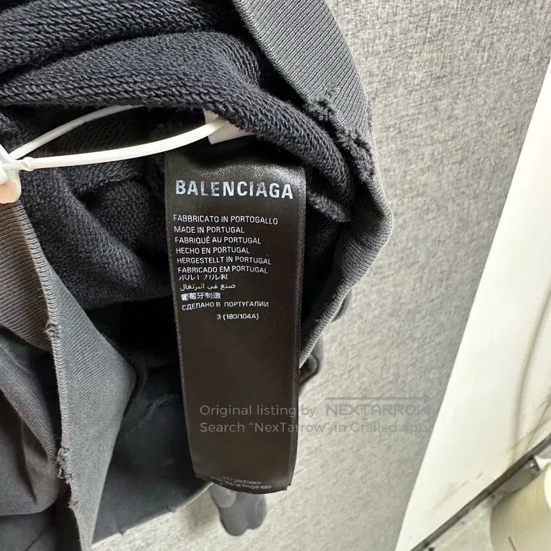 Balenciaga Balenciaga Perforated metal accessory long-sleeve sweater Size US L / EU 52-54 / 3 - 4 Thumbnail