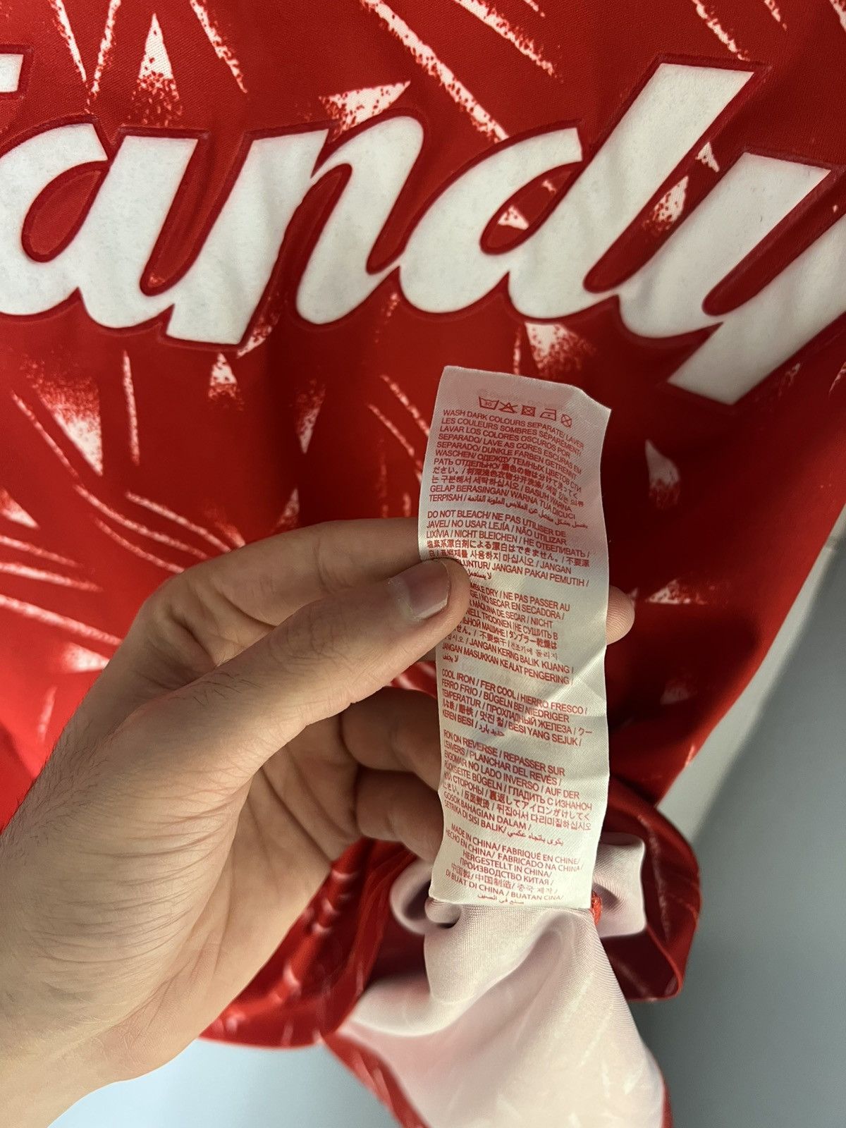 Vintage VERY RARE LIVERPOOL ENGLAND SOCCER JERSEY RETRO CANDY 90s Size US L / EU 52-54 / 3 - 20 Thumbnail