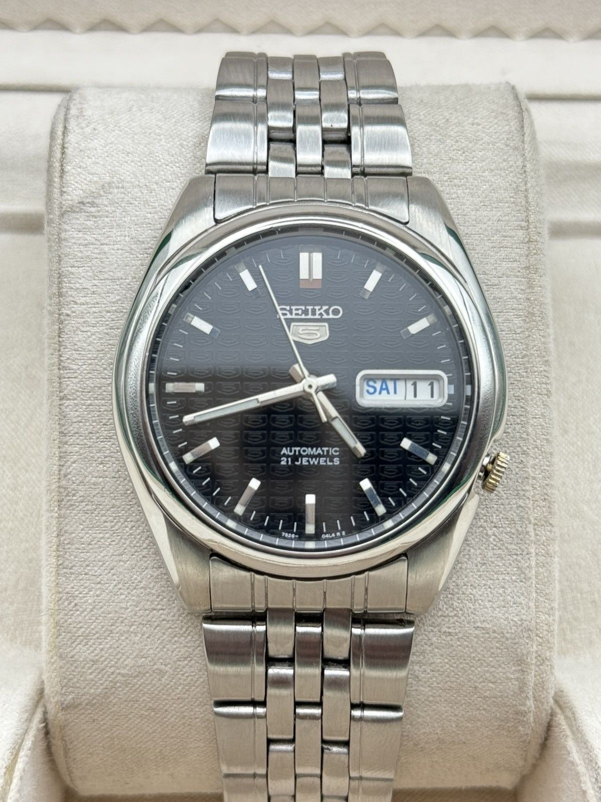 Seiko Seiko 5 Automatic 7S26 Black Dial 37mm 21J Vintage Watch Size 36 - 1 Thumbnail