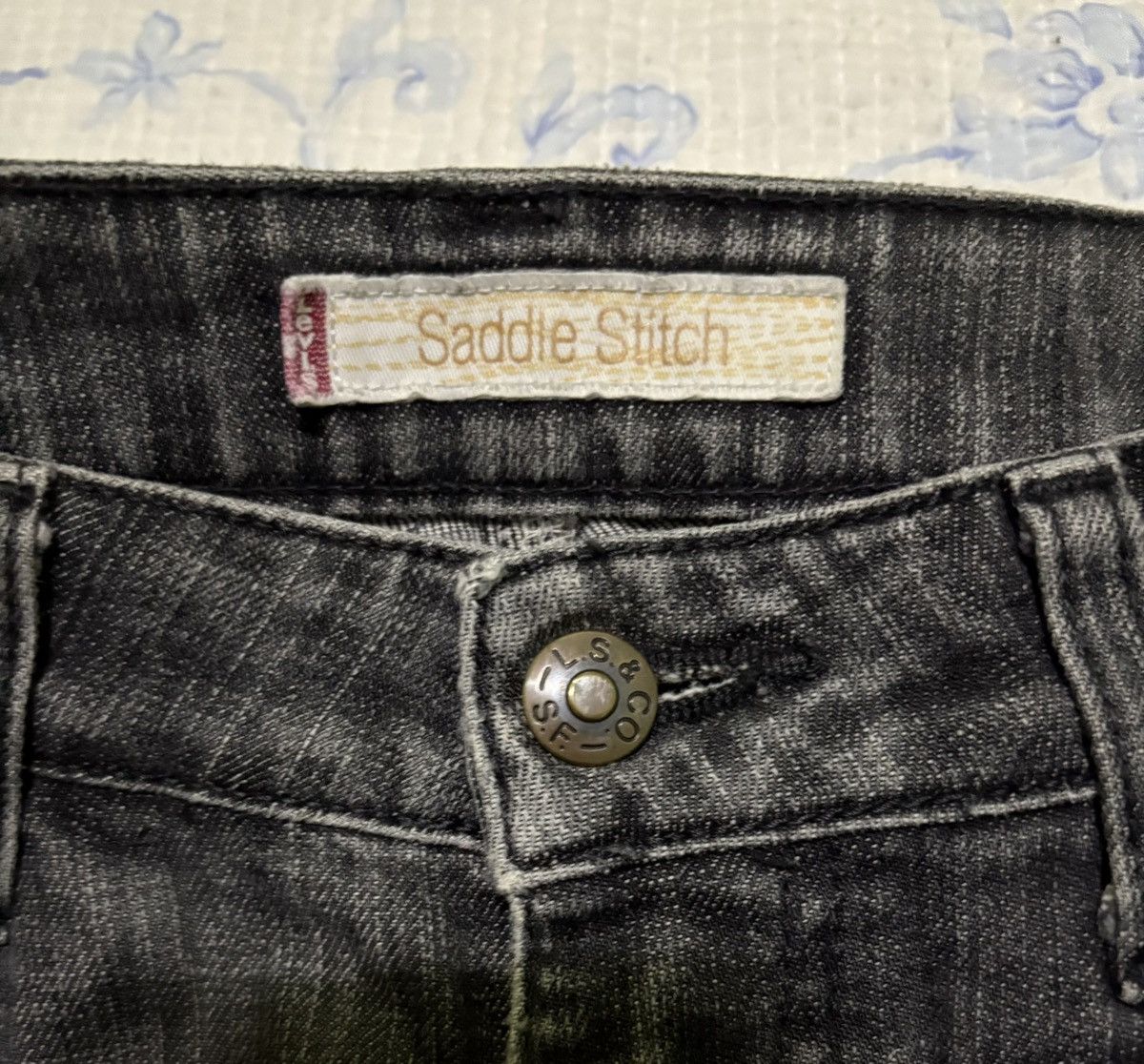 Levi's Levi’s Saddle Stich Streetwear Jeans Low Flared Denim Size US 29 - 16 Thumbnail