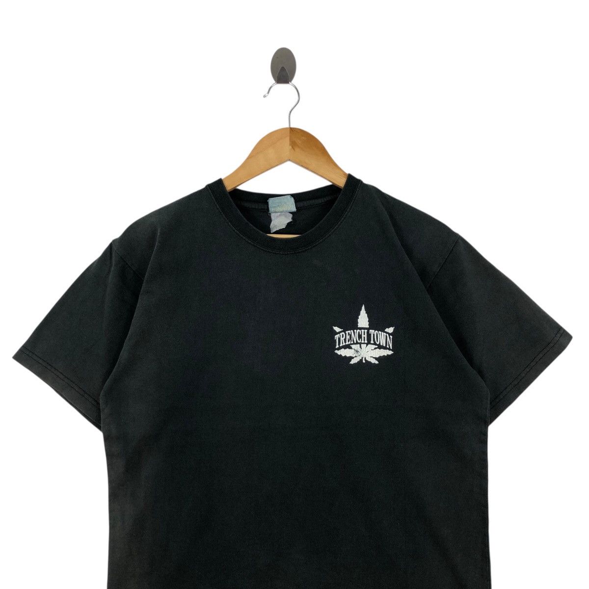 Vintage Vintage French Town Marijuana T Shirt Size M Raggae Style Size US M / EU 48-50 / 2 - 3 Thumbnail