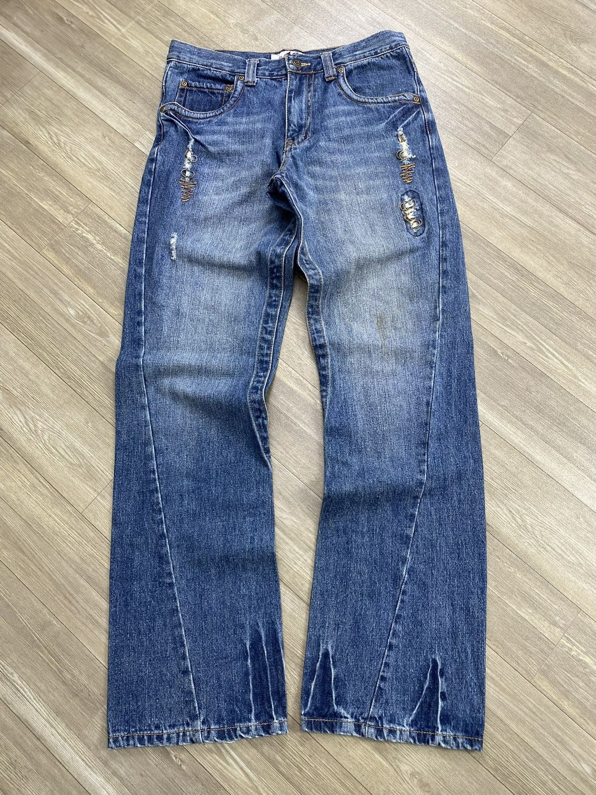 2000s Jungle Storm Distressed Lgb Style Bootcut Flared Jeans