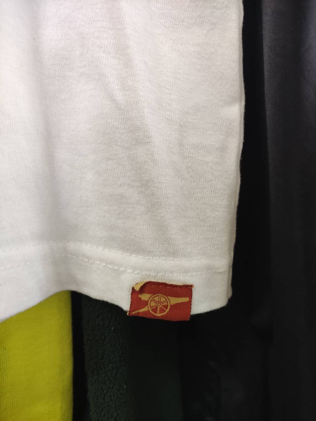 Vintage Vtg 00's Arsenal Football Club Present " The Invincibles " T Size US M / EU 48-50 / 2 - 5 Thumbnail