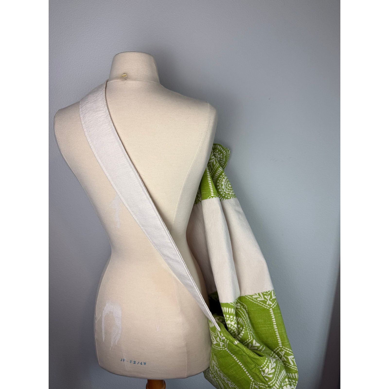 Anthropologie Handmade Heavy Duty Laundry Bag w/ Strap and Tie Closure, LG Size ONE SIZE - 5 Thumbnail