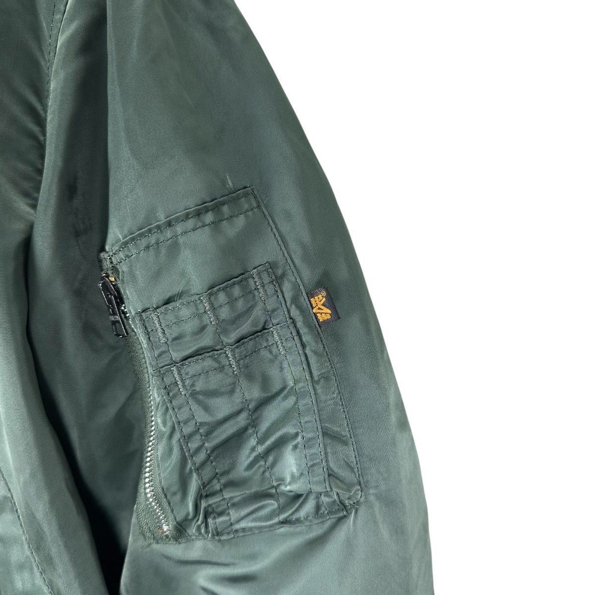 Alpha Industries ALPHA INDUSTRIES MA-1 BOMBER JACKET RIOT Size US L / EU 52-54 / 3 - 4 Thumbnail