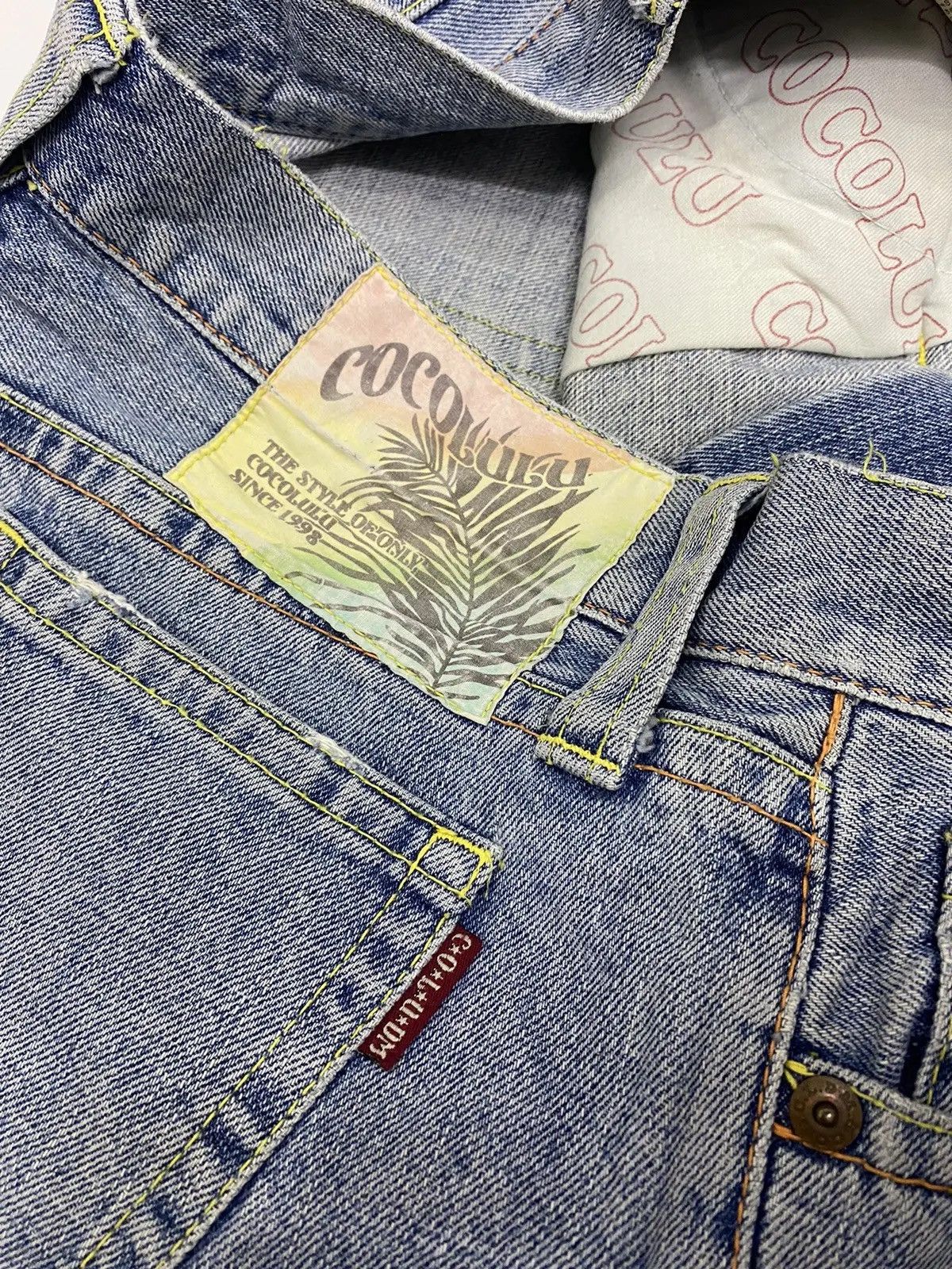 Hysteric Glamour FLARE RUSTY COCOLULU DISTRESSED BAGGY FLARE DENIM JEANS Size US 32 / EU 48 - 7 Thumbnail
