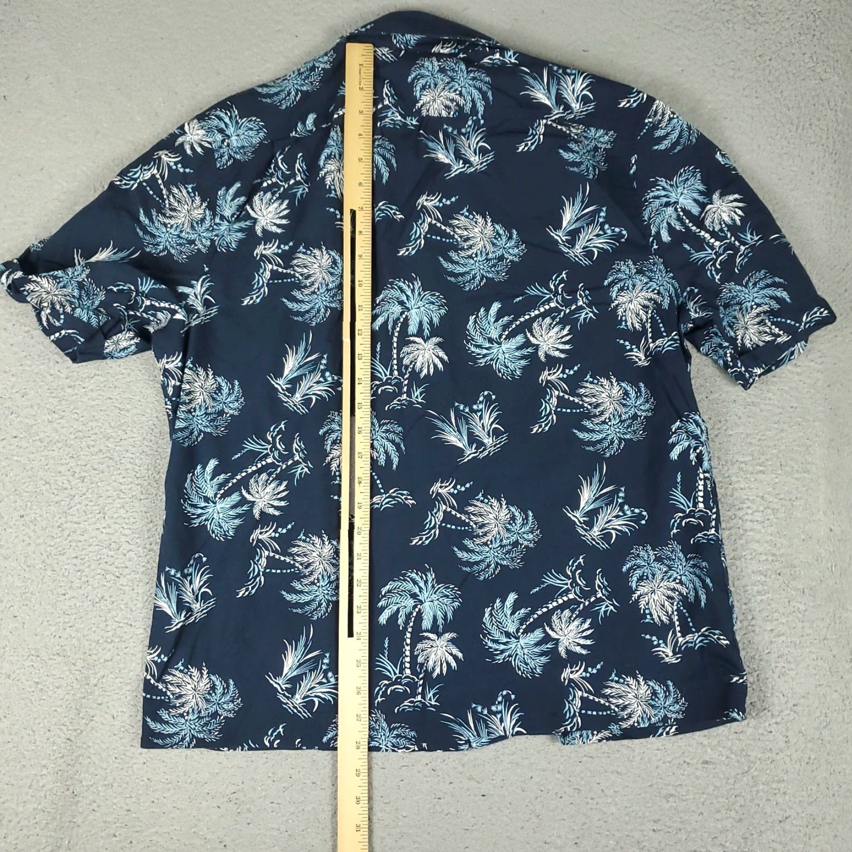 Original Penguin Penguin Shirt Mens L Blue Camp Collar Button Up Short Sleeve - Original Penguin Button-Up Cotton Floral Modern Classic Preppy All Seasons Men Size US L / EU 52-54 / 3 - 4 Thumbnail