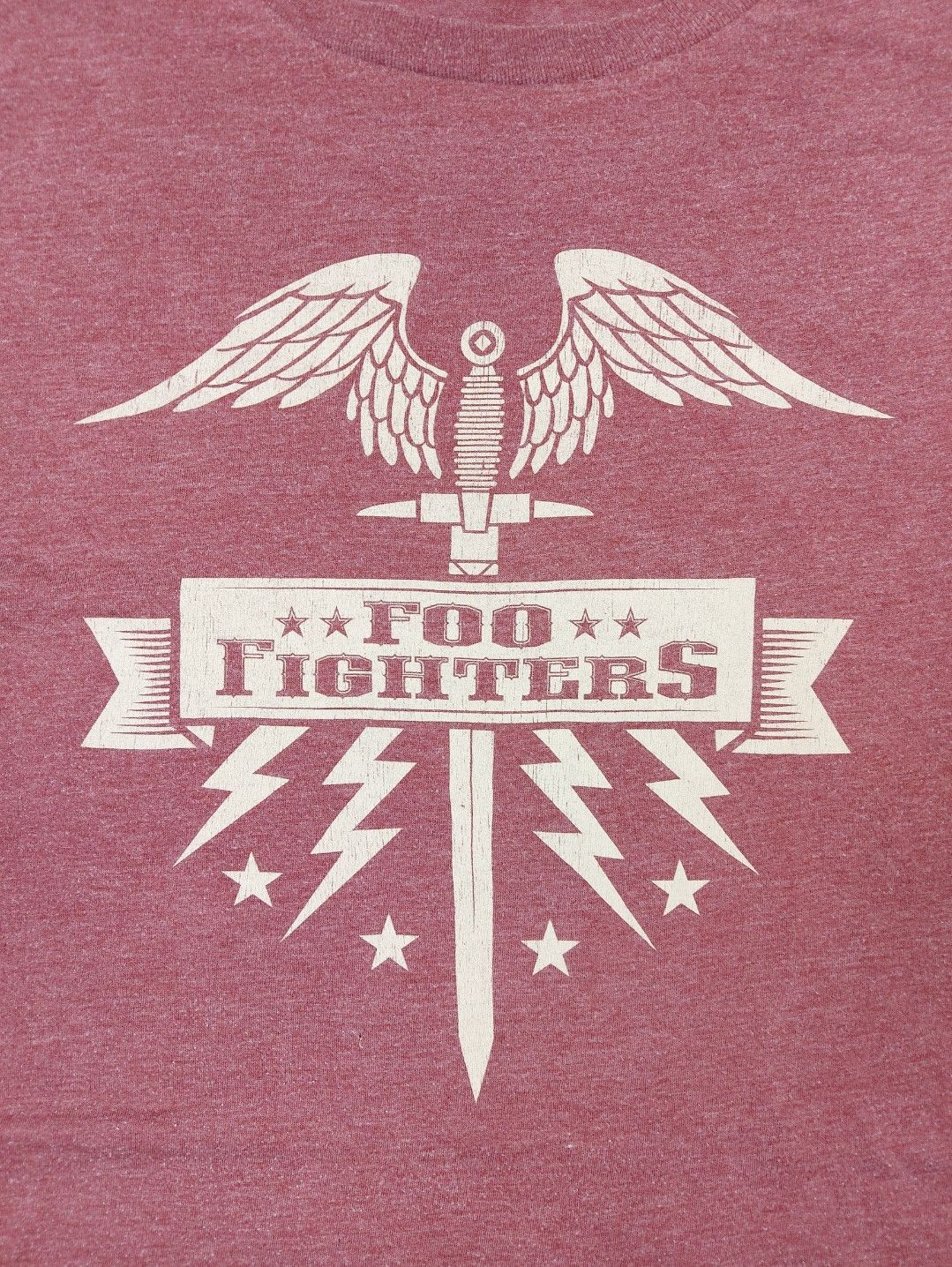 Band Tees × Vintage Vintage Y2K Foo Fighters Band merch Wing Sword TEE Size US XXL / EU 58 / 5 - 2 Thumbnail