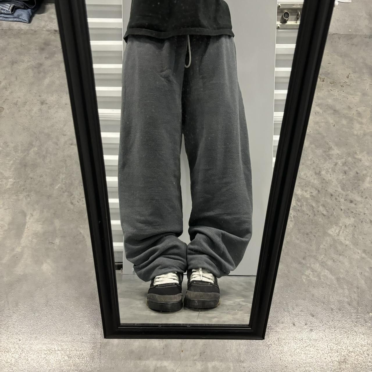 Japanese Brand × Vintage Crazy Vintage Y2K/2000s Baggy Grey Skater Essential Sweatpants! Size US 36 / EU 52 - 1 Thumbnail