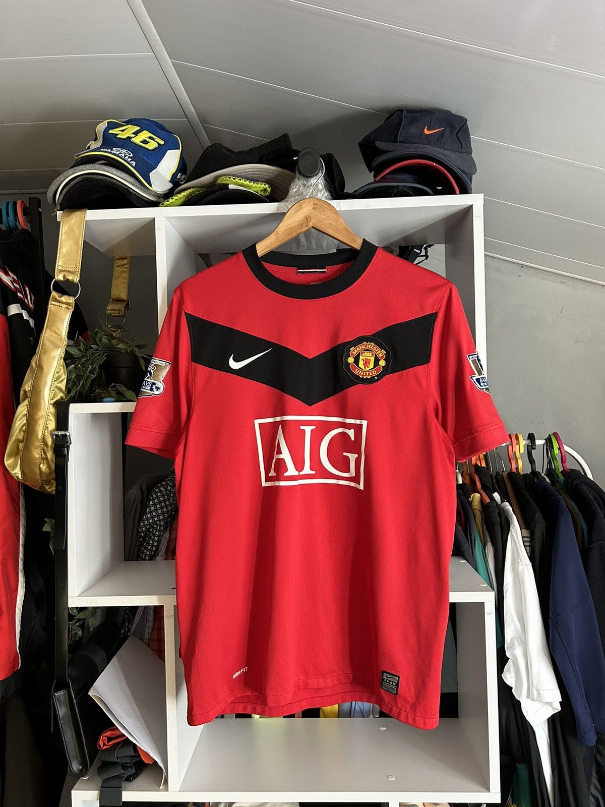 Nike Nike Manchester United 2009 2010 OWEN 7 soccer jersey Size US M / EU 48-50 / 2 - 9 Thumbnail