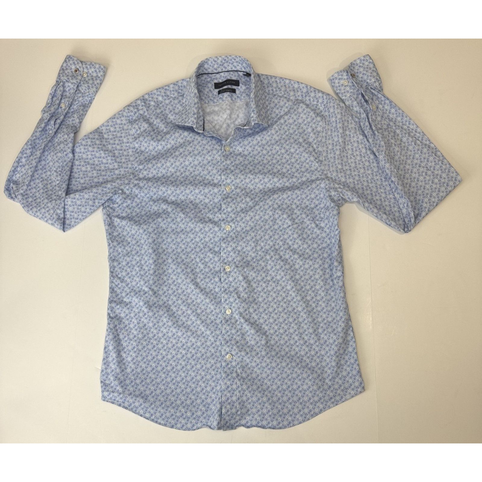Tommy Hilfiger Tommy Hilfiger TH Flex Supima Slim Shirt Blue Floral L 16.5 Size US L / EU 52-54 / 3 - 1 Thumbnail