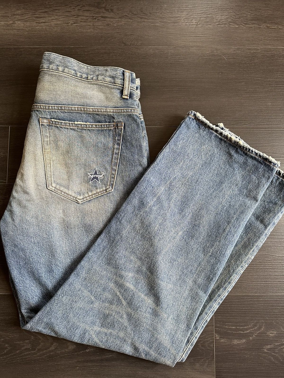 image of Supreme Distressed Selvedge Denim Jeans in Blue, Men's (Size 32)
