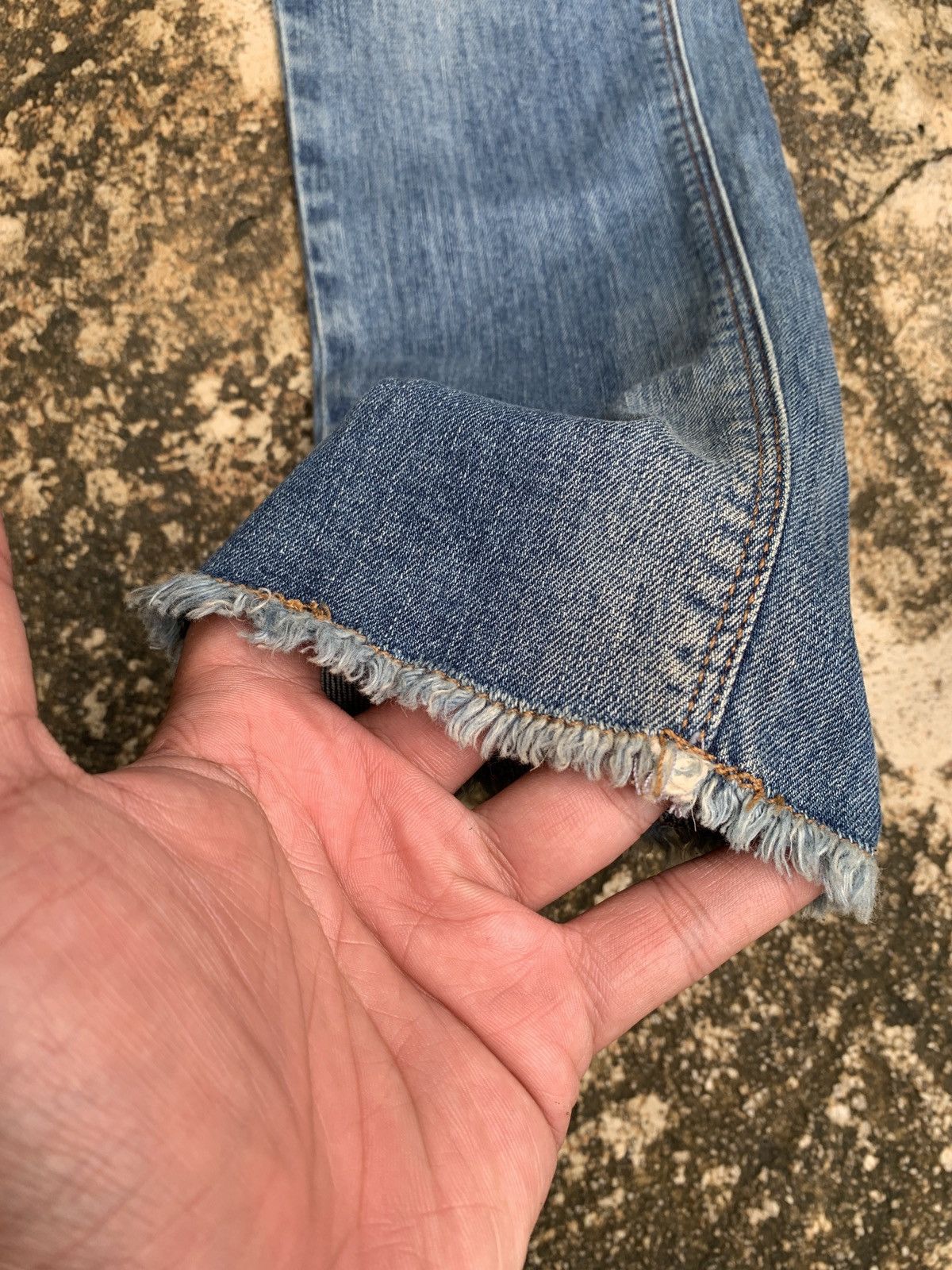 If Six Was Nine × Japanese Brand × Zadig & Voltaire Zadig & Voltaire Studded Disstressed Stretchy Jeans Pants Size 30" / US 8 / IT 44 - 6 Thumbnail
