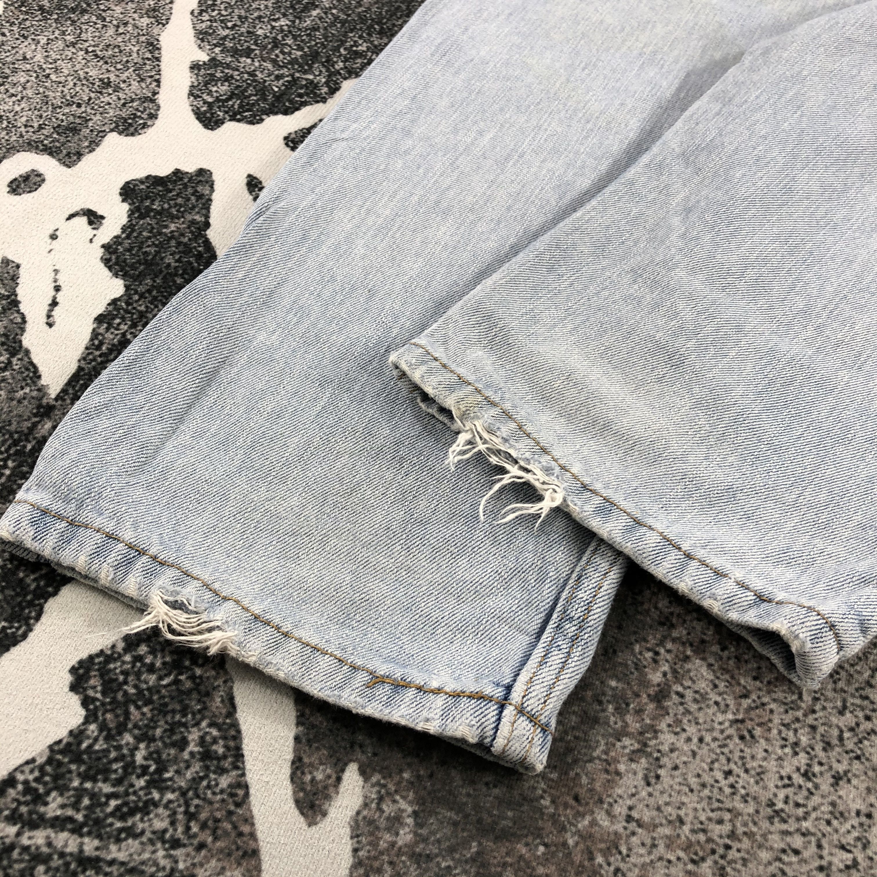 Levi's Vintage Levis 550 Jeans Medium Wash Denim KJ945 Size US 30 / EU 46 - 6 Thumbnail