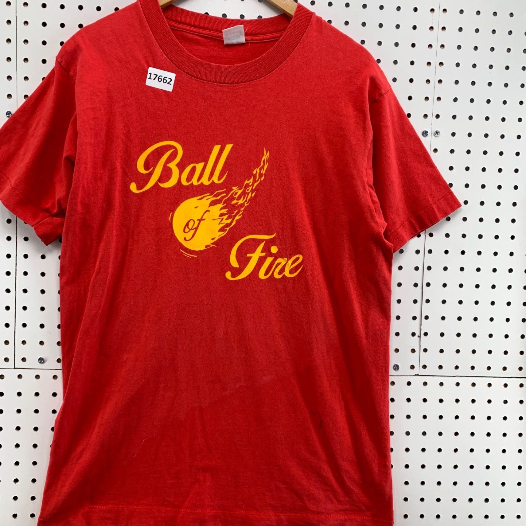 Fruit Of The Loom VINTAGE Ball Of Fire Red Shirt Cotton T-Shirt Mens 90s Stitch Crew Neck Short Sleeve Fruit of the Loom 20X29 90s Theme Size US L / EU 52-54 / 3 - 4 Thumbnail