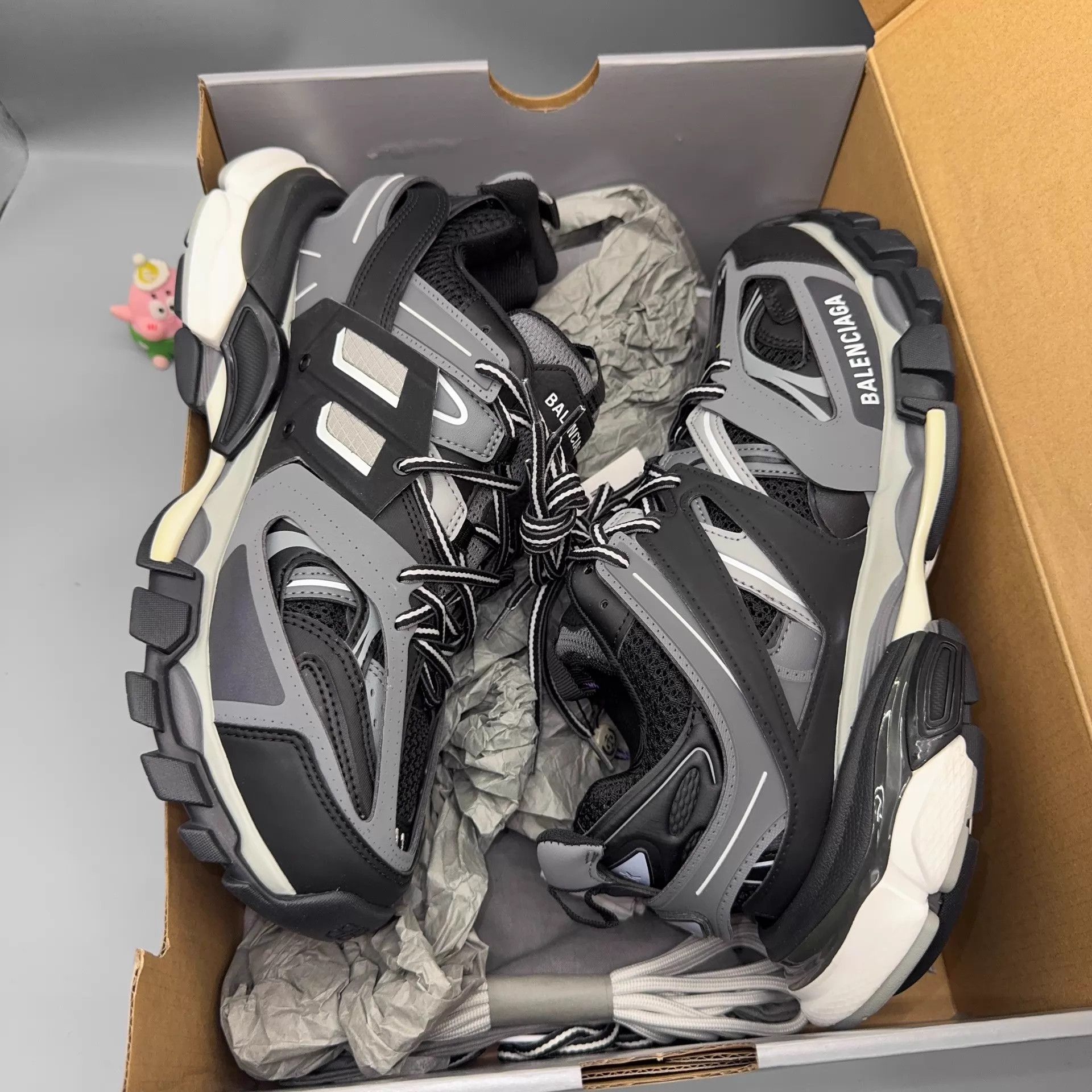 Balenciaga Balenciaga Track Black & Gray 41 Size US 8 / EU 41 - 6 Thumbnail