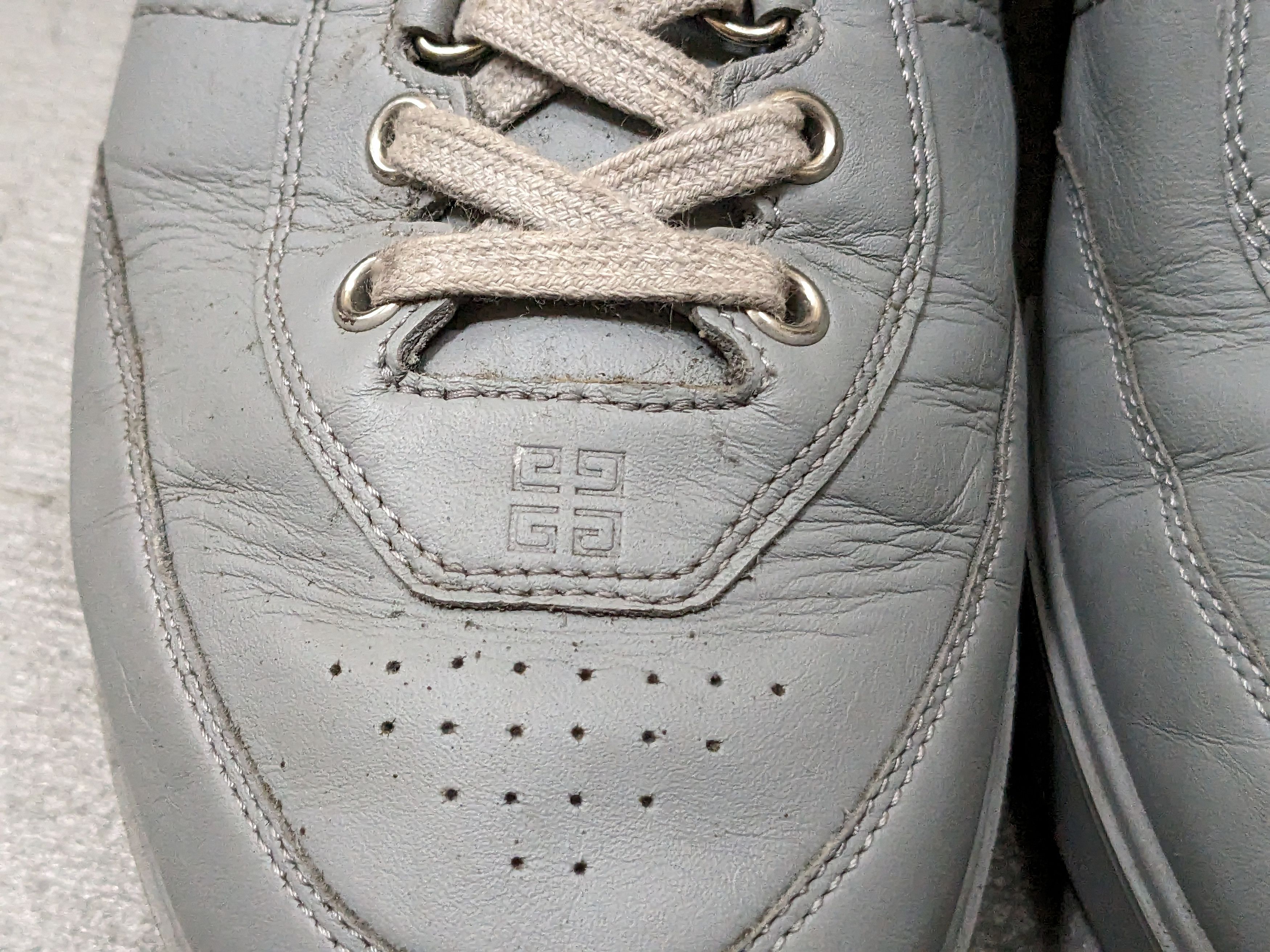 Givenchy Givenchy G4 Sneakers Gray 9 42 Leather Matthew Williams Size US 9 / EU 42 - 6 Thumbnail