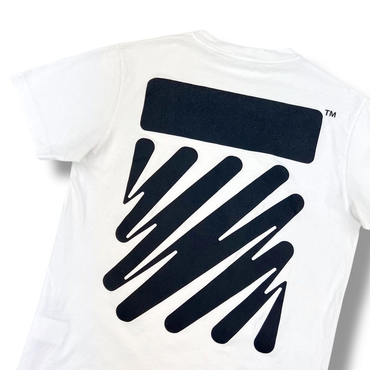 Off-White Off-White Wave Diagonal White T Shirt Size US L / EU 52-54 / 3 - 1 Thumbnail