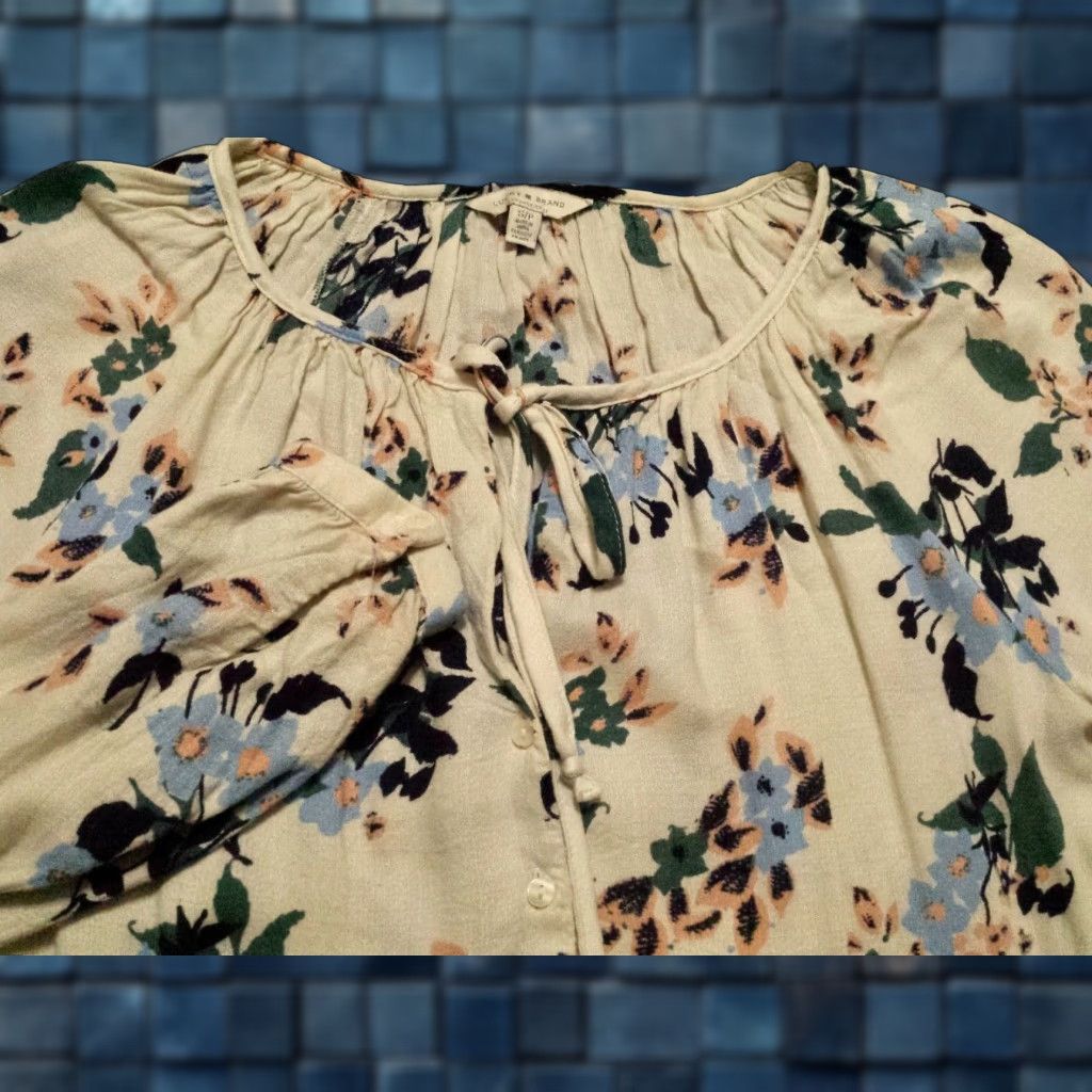Lucky Brand Lucky Brand Blouse Shirt Womens Small 3/4 Sleeve Multicolor Floral Round Neck Pullover Size S / US 4 / IT 40 - 1 Thumbnail