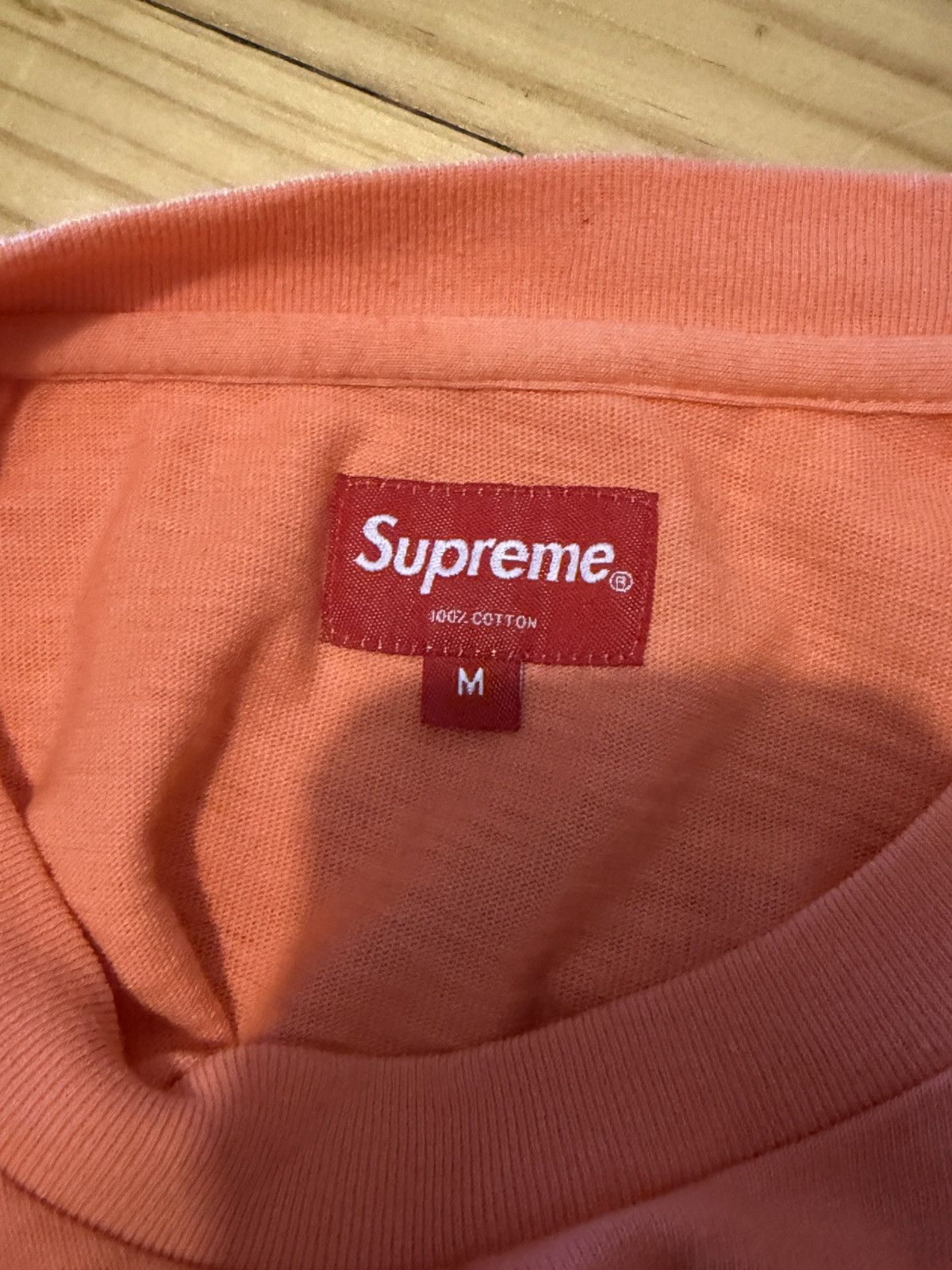 Supreme Supreme Salmon Pocket Tee Size US M / EU 48-50 / 2 - 6 Thumbnail