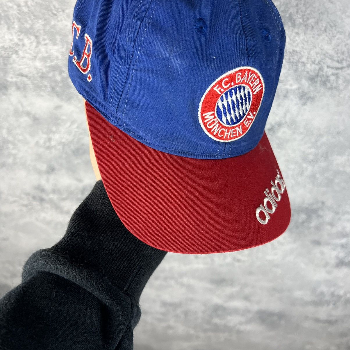 Adidas Adidas Fc Bayern Munchen Vintage Cap Men's One Size Size ONE SIZE - 3 Thumbnail