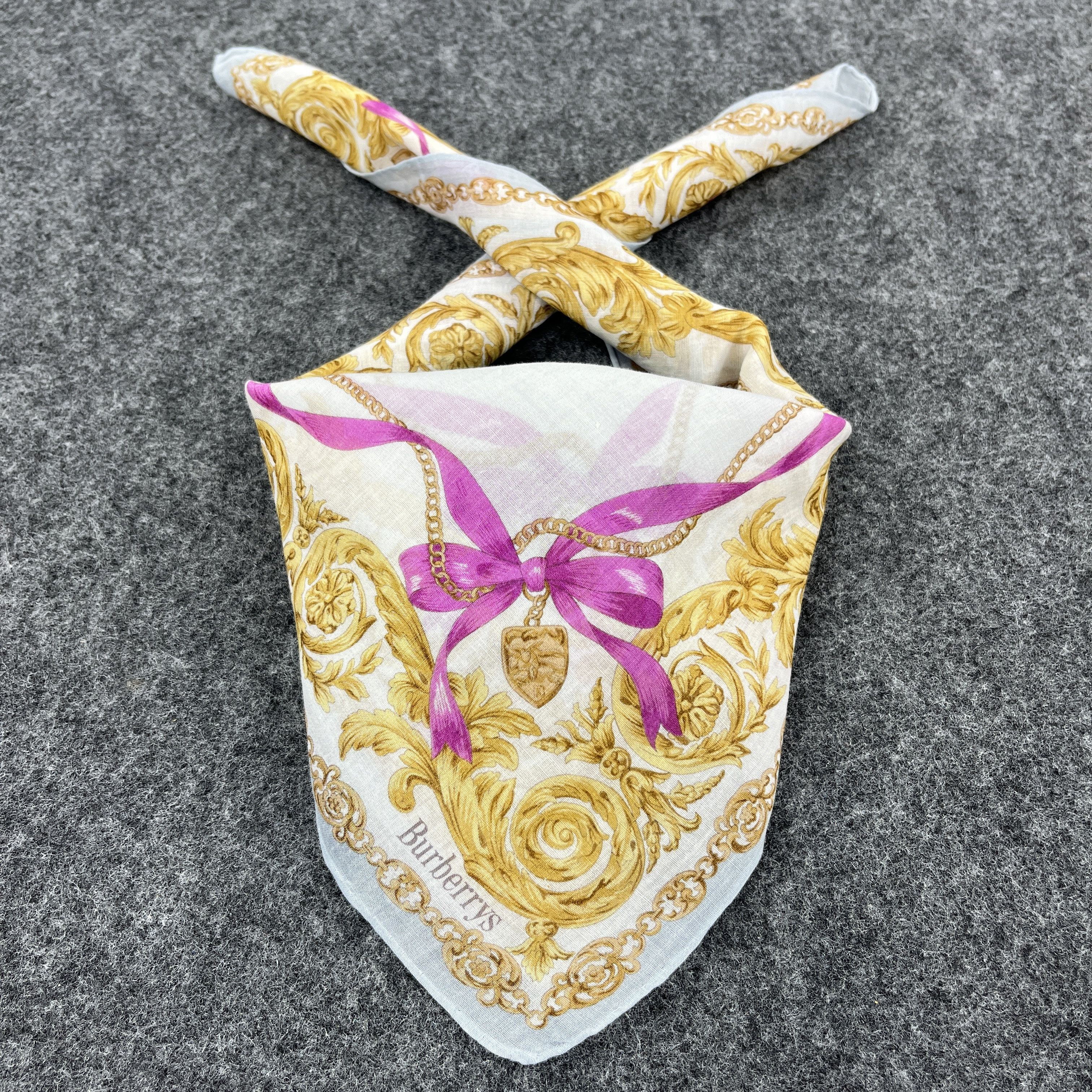 Burberry × Vintage Burberry Handkerchief / Bandana / Neckerchief B226 Size ONE SIZE - 1 Thumbnail