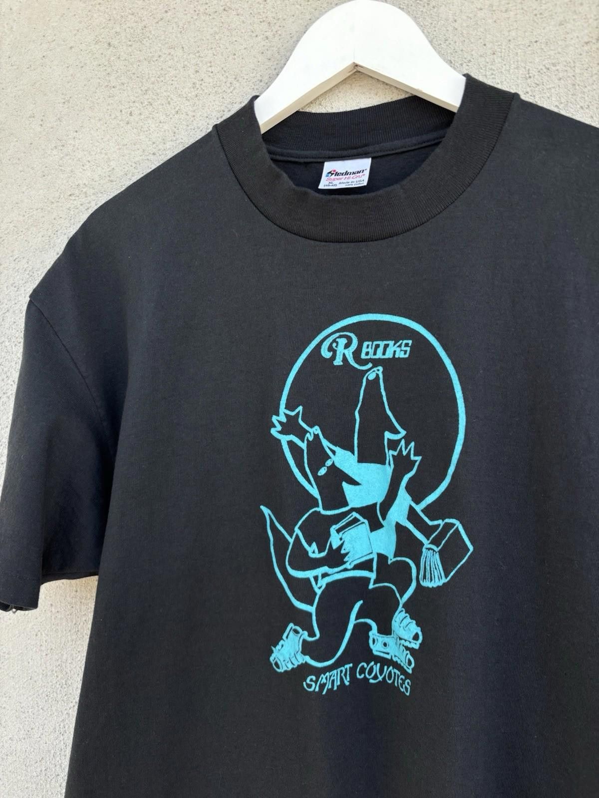 Vintage Vintage 90s R Books Los Alamos Book Store T-shirt XL Size US XL / EU 56 / 4 - 4 Thumbnail