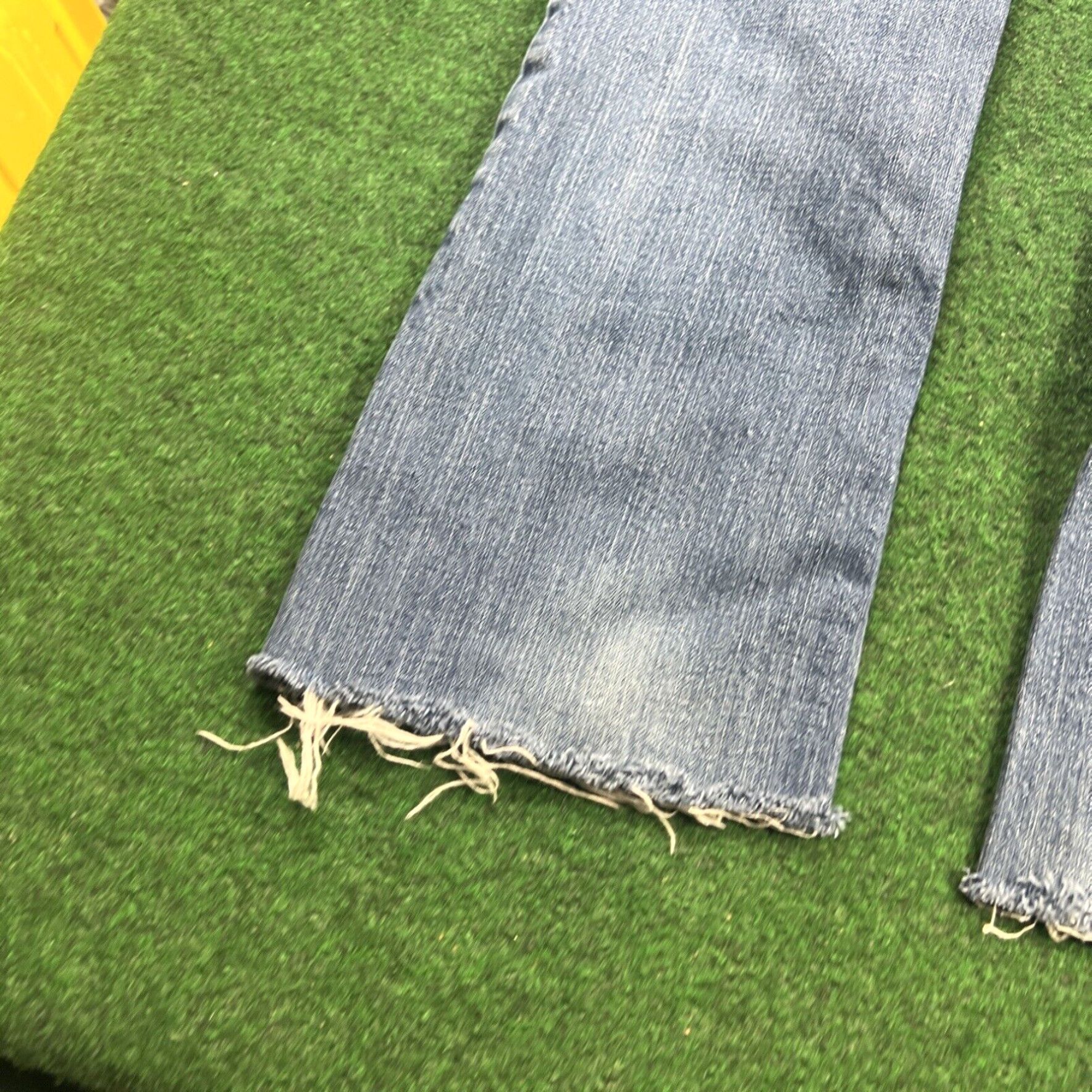 Miss Me Miss Me Women Blue Jeans Sz 30 29x29 Irene Boot Cut Medium Wash Flap Pockets Size 30" / US 8 / IT 44 - 3 Thumbnail