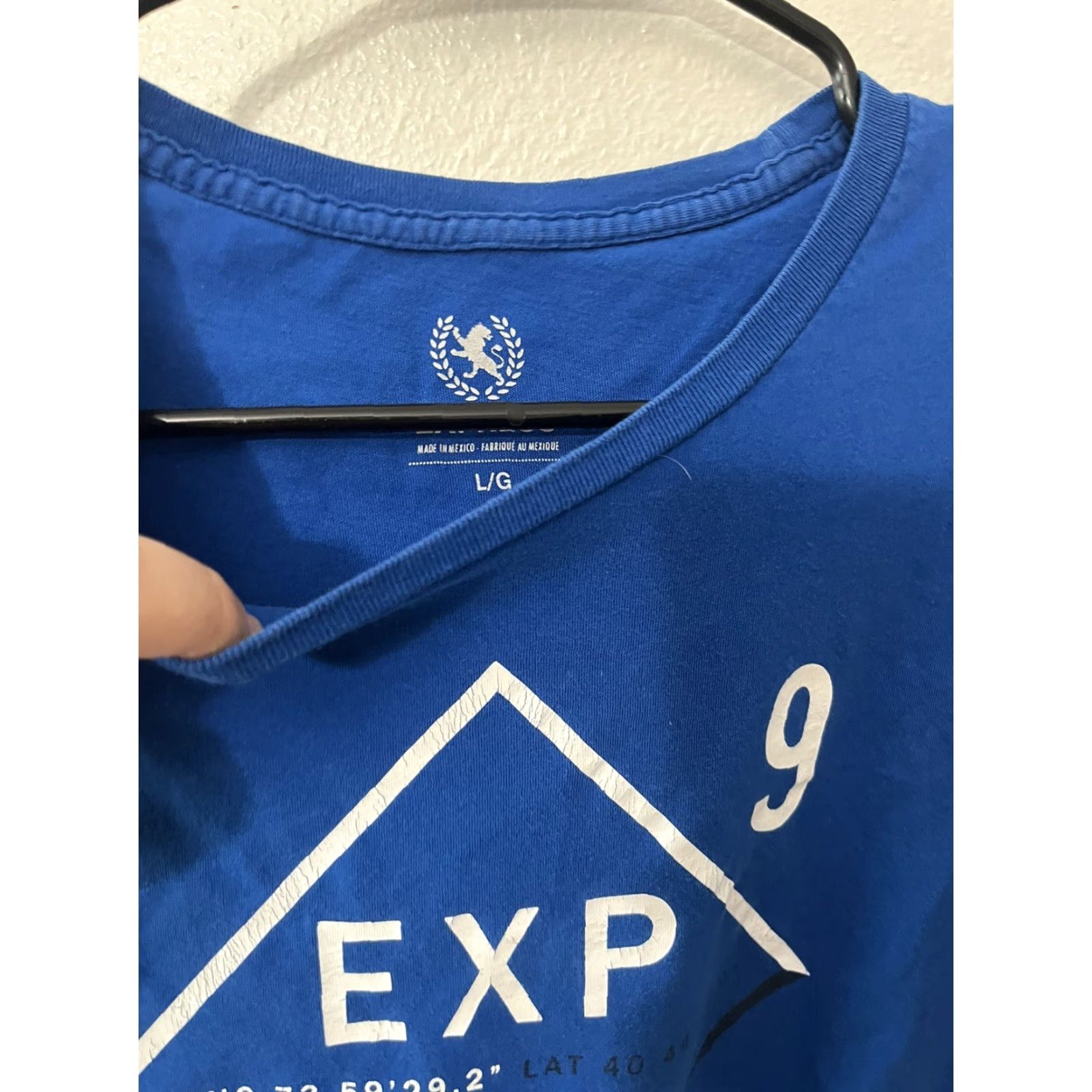 Express VINTAGE? No. Use: EXPRESS Shirt Men L Royal Blue Graphic Print Short Sleeve Crew Neck 100% Cotton Slim Regular Size L Men Size US L / EU 52-54 / 3 - 3 Thumbnail