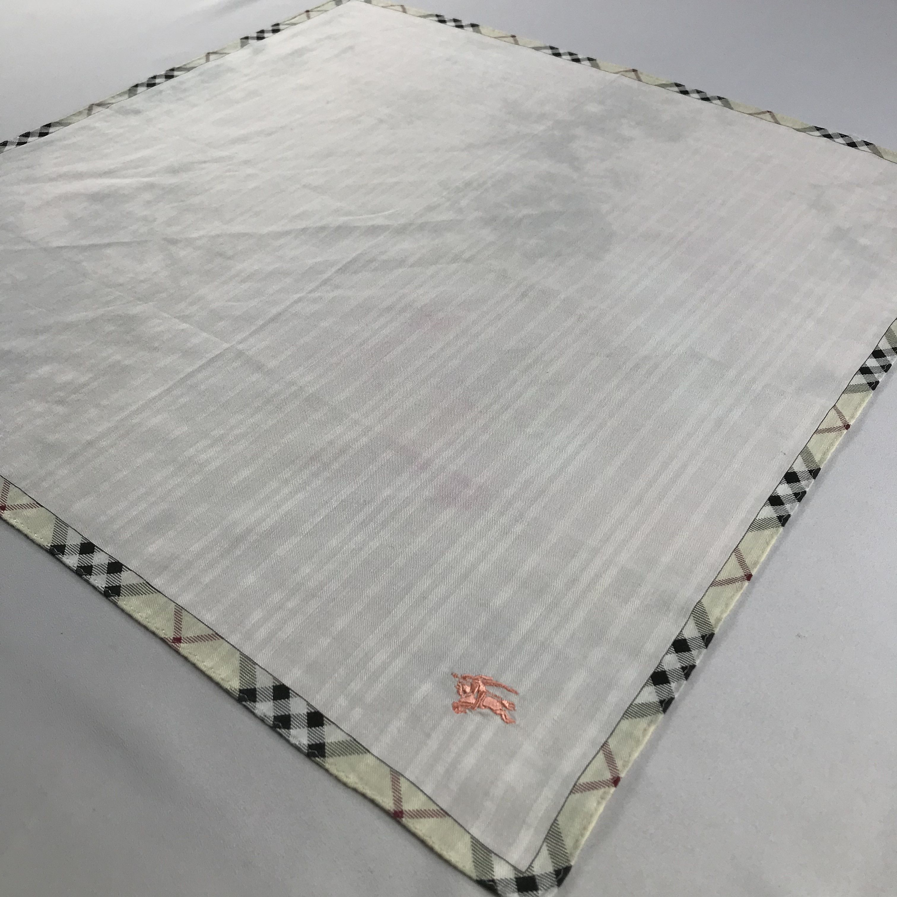 Burberry Burberry Handkerchief / Bandana / Neckerchief C710 Size ONE SIZE - 4 Thumbnail