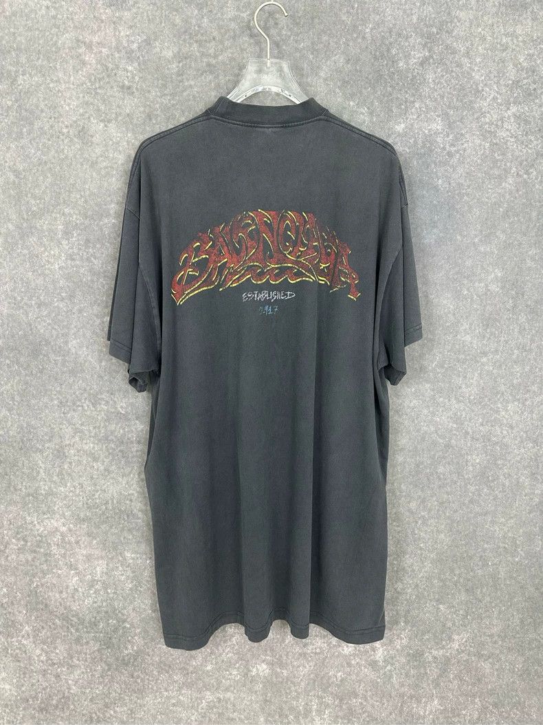 Balenciaga Balenciaga Make old printed logo short sleeves Size US M / EU 48-50 / 2 - 2 Thumbnail