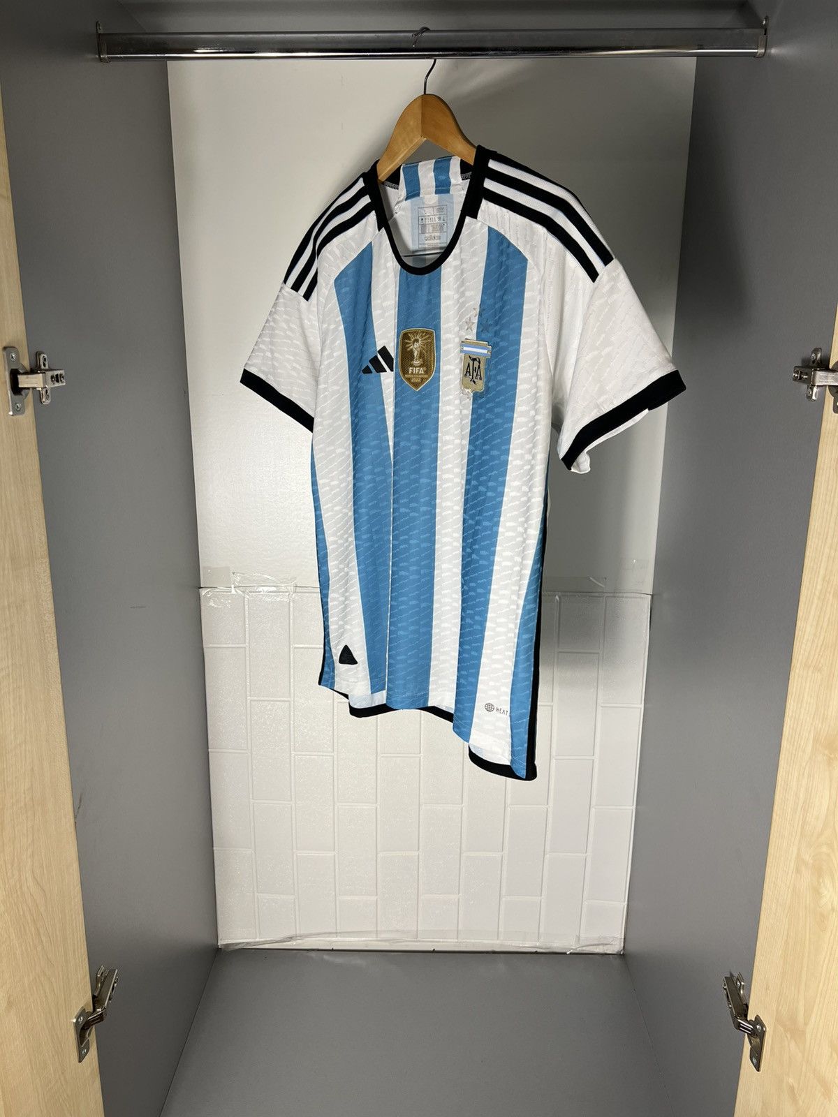 Vintage VERY RARE ADIDAS ARGENTINA SOCCER JERSEY RETRO BLOKE Y2K 90s Size US XL / EU 56 / 4 - 13 Thumbnail