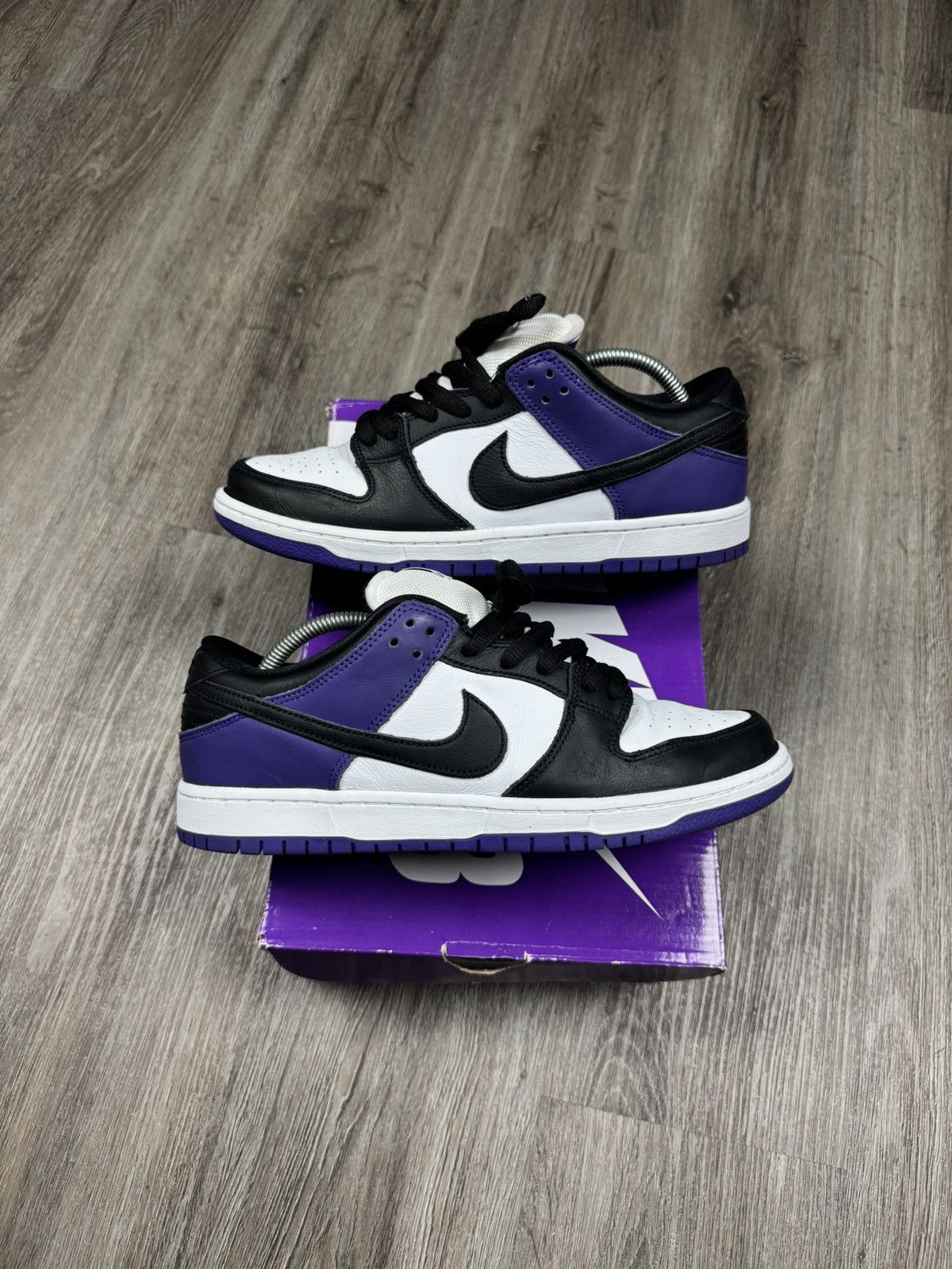 Nike SB Nike Dunk SB Low Court Purple Size 9.5 Size US 9.5 / EU 42-43 - 1 Thumbnail