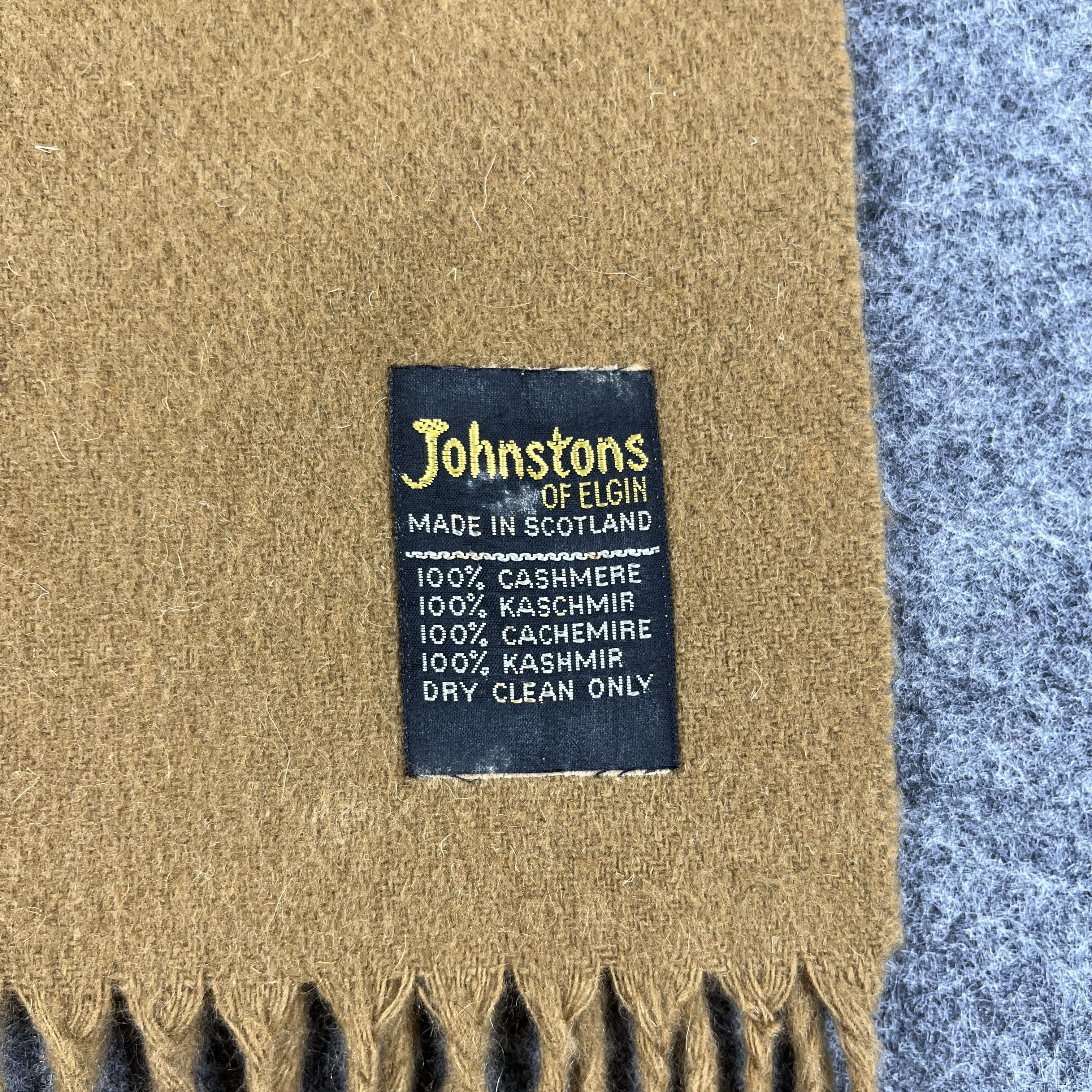 Johnstons Of Elgin Johnstons Of Elgin Scarf / Muffler / Neckwear T1017 Size ONE SIZE - 5 Thumbnail