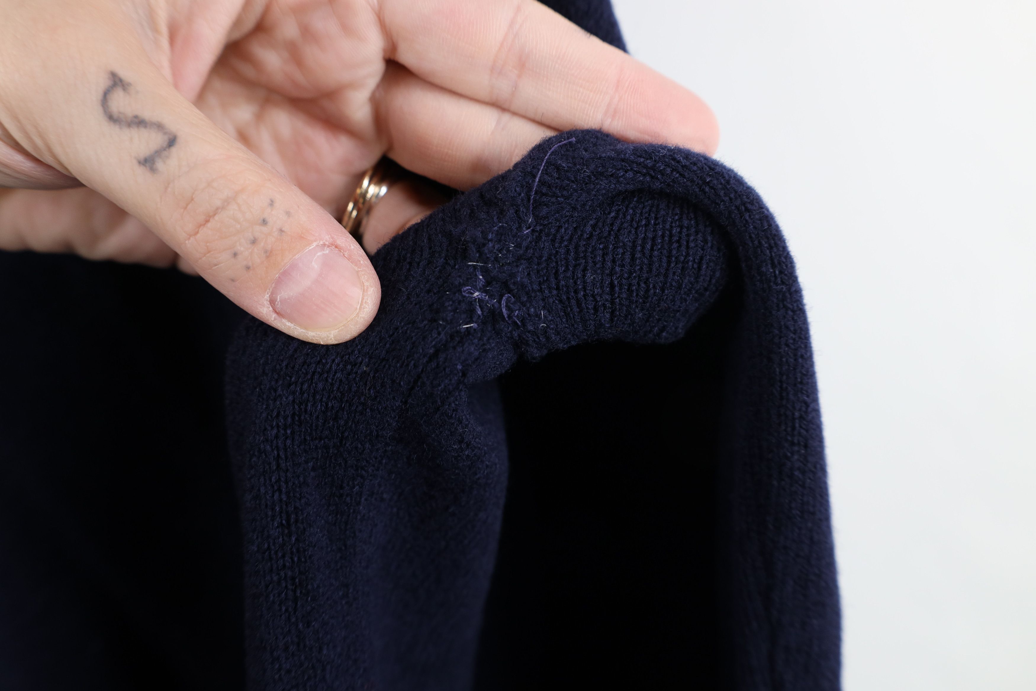 L.L. Bean Vintage 90s LL Bean Knit Crewneck Sweater Navy Blue Size US XXL / EU 58 / 5 - 7 Thumbnail