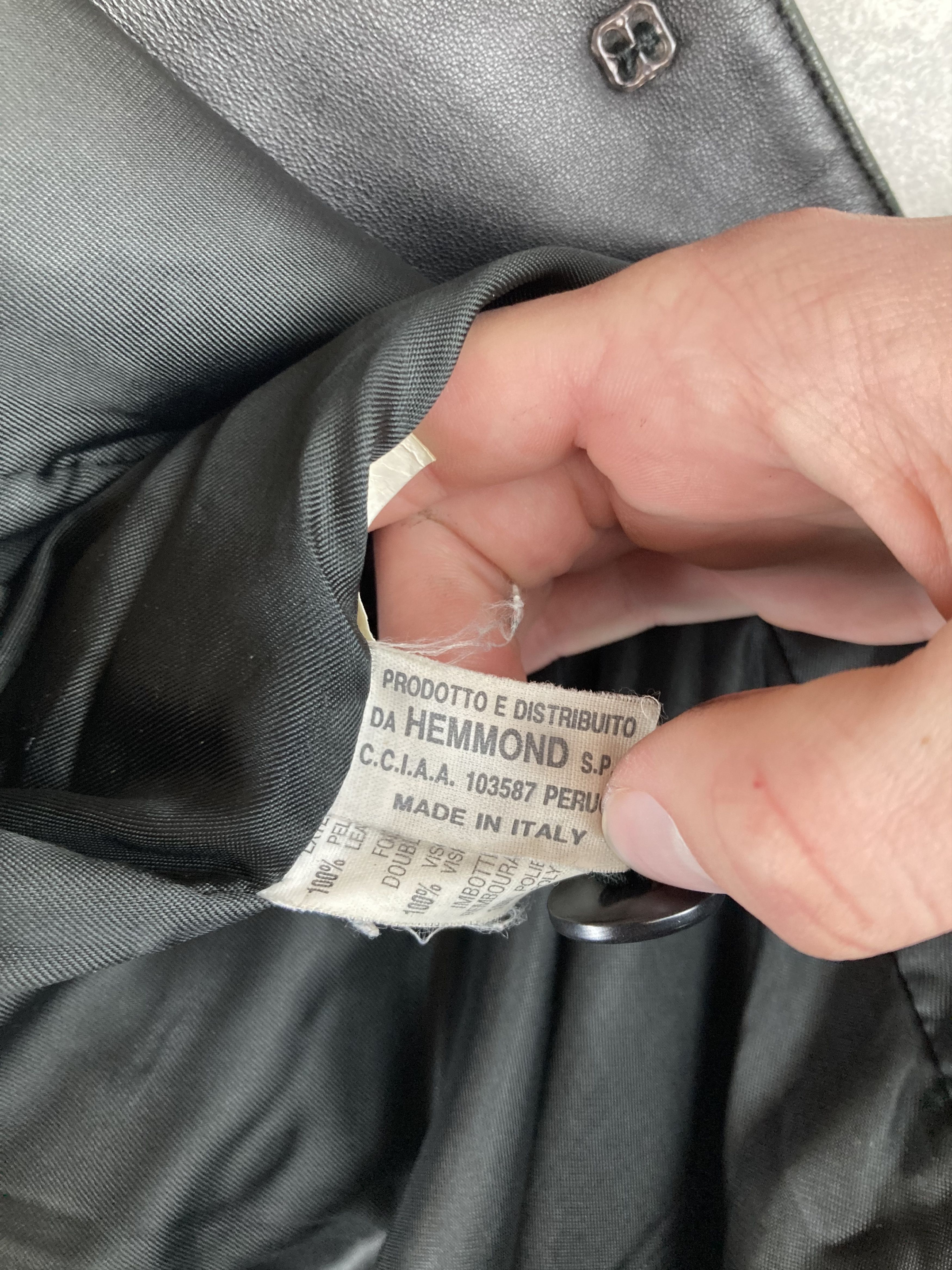 Valentino Vintage Valentino Jeans black avant garde leather jacket Size XL / US 12-14 / IT 48-50 - 16 Thumbnail
