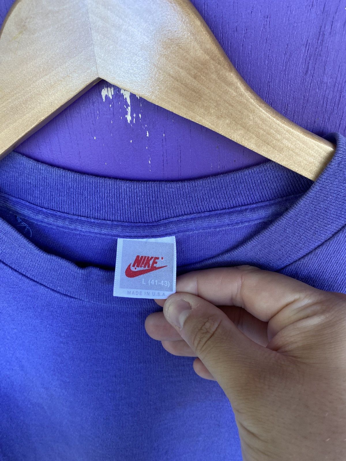 Nike Vintage 80s Nike international mullet logo tee Size US L / EU 52-54 / 3 - 4 Thumbnail