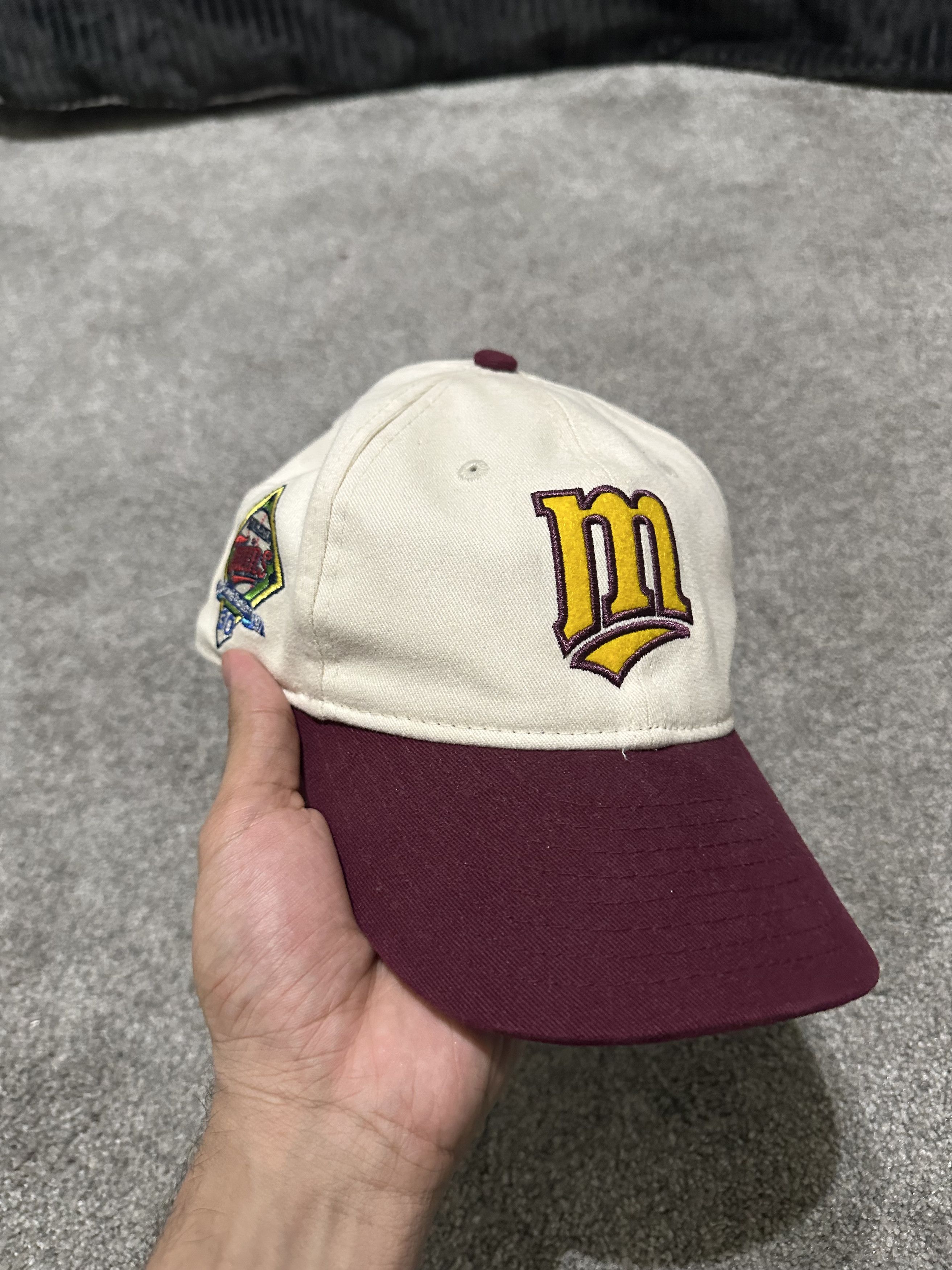 New Era Minnesota Twins “M” Cream/Maroon Relaxed Fitted – Size 7 1/4 Size ONE SIZE - 1 Thumbnail