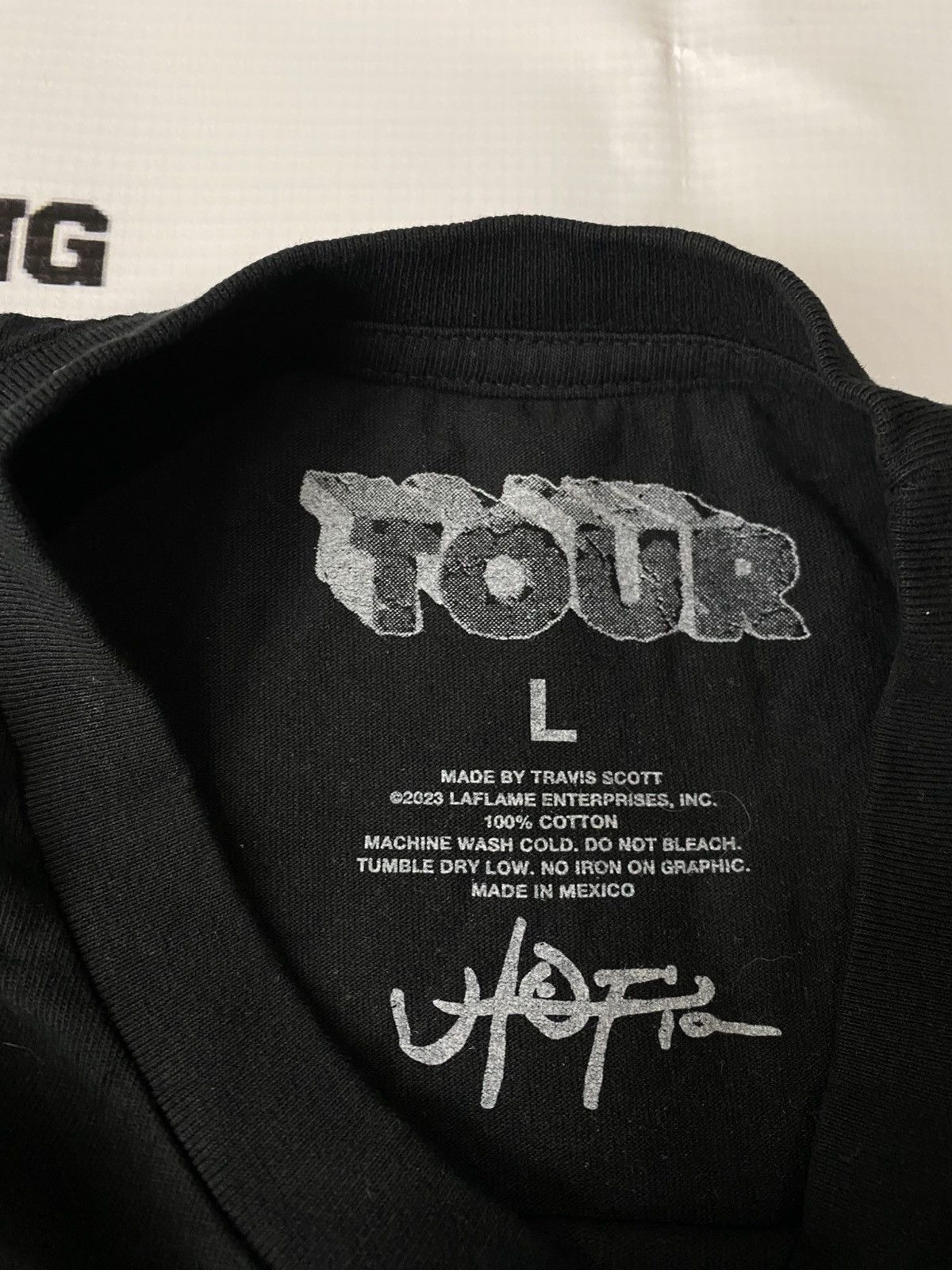 Travis Scott TRAVIS SCOTT UTOPIA TOUR TEE. Size US L / EU 52-54 / 3 - 18 Thumbnail